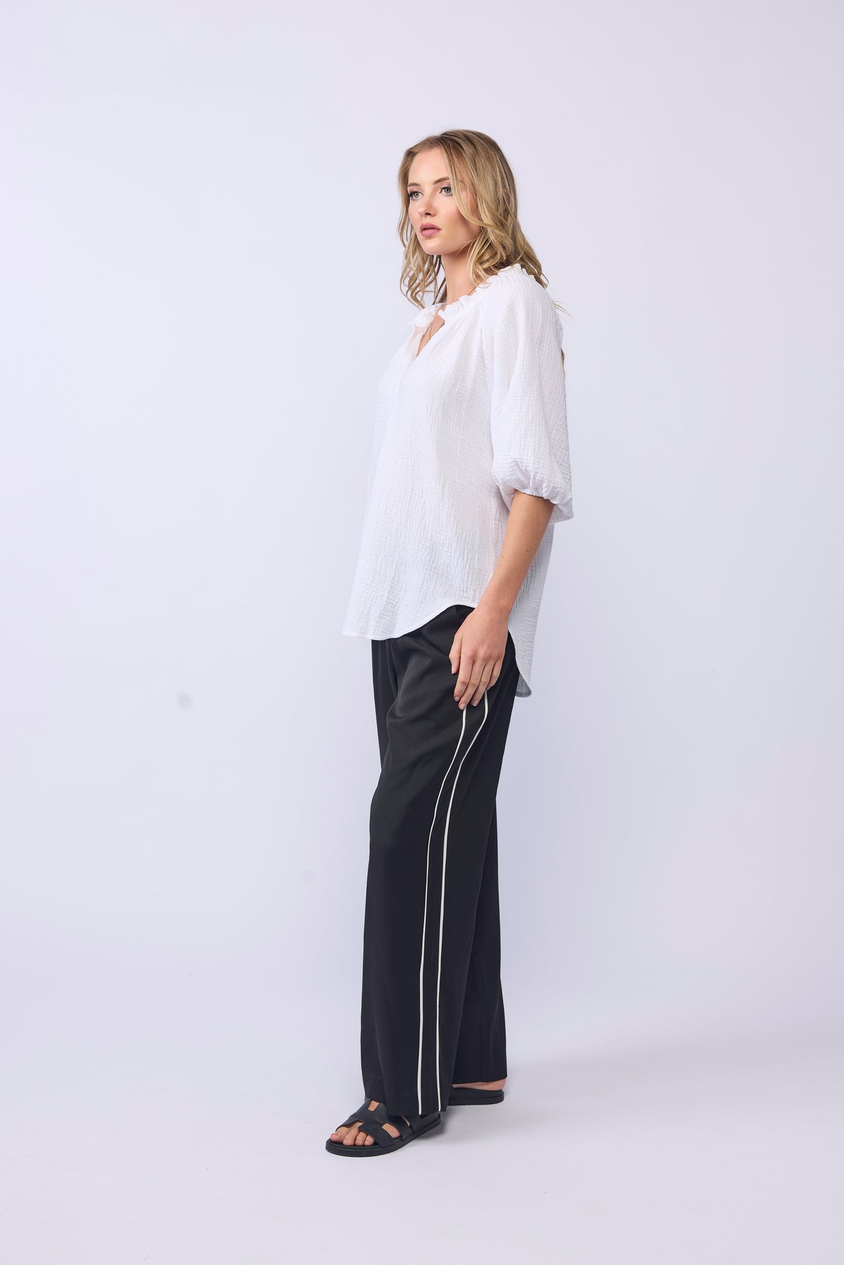 BREEZE TOP