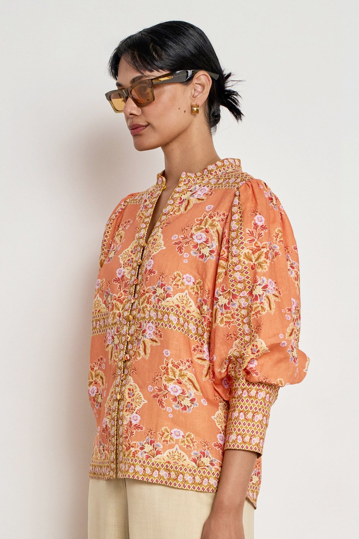 Proclaim top marigold pattern