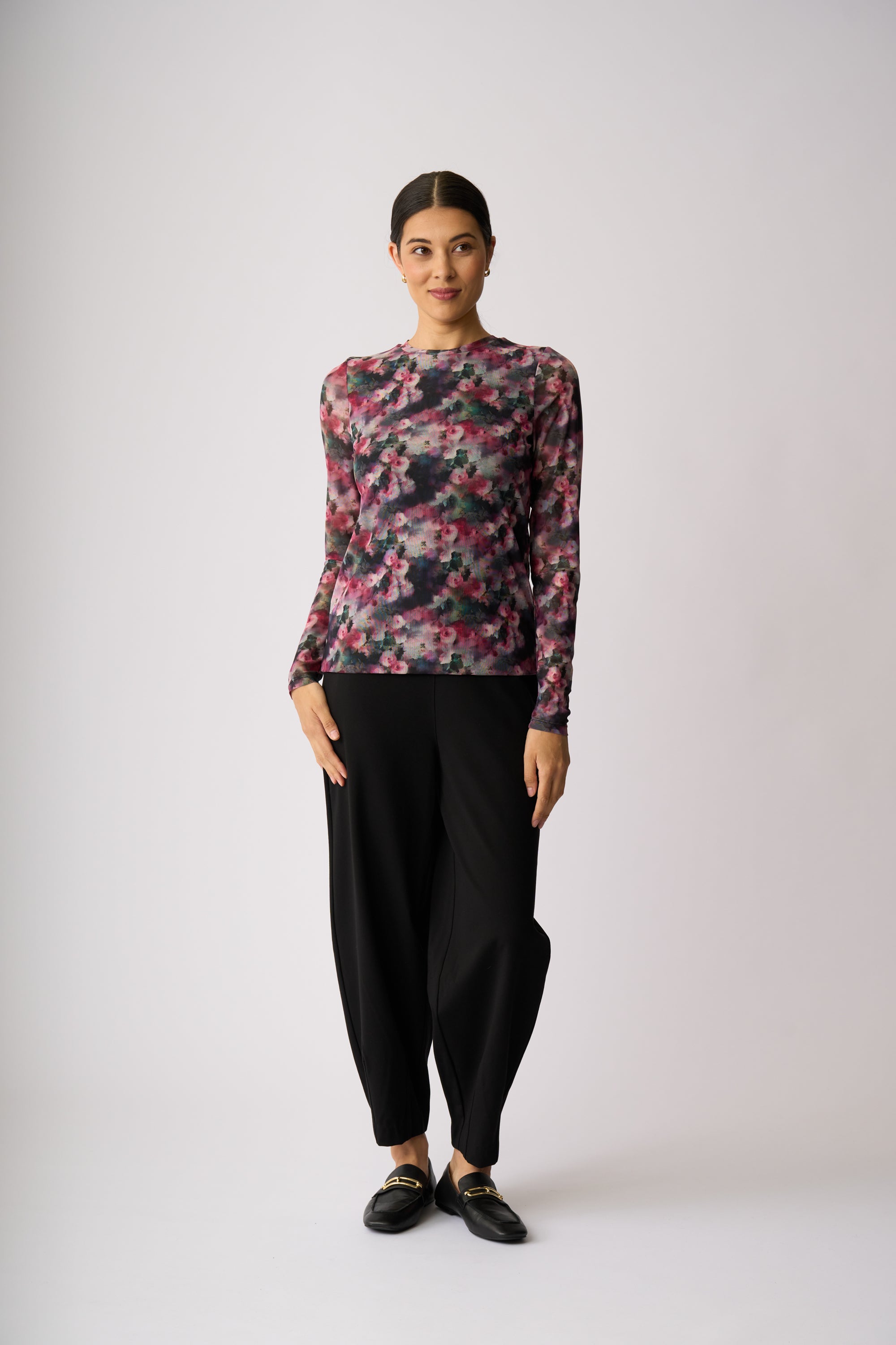 MESH CREW NECK TOP