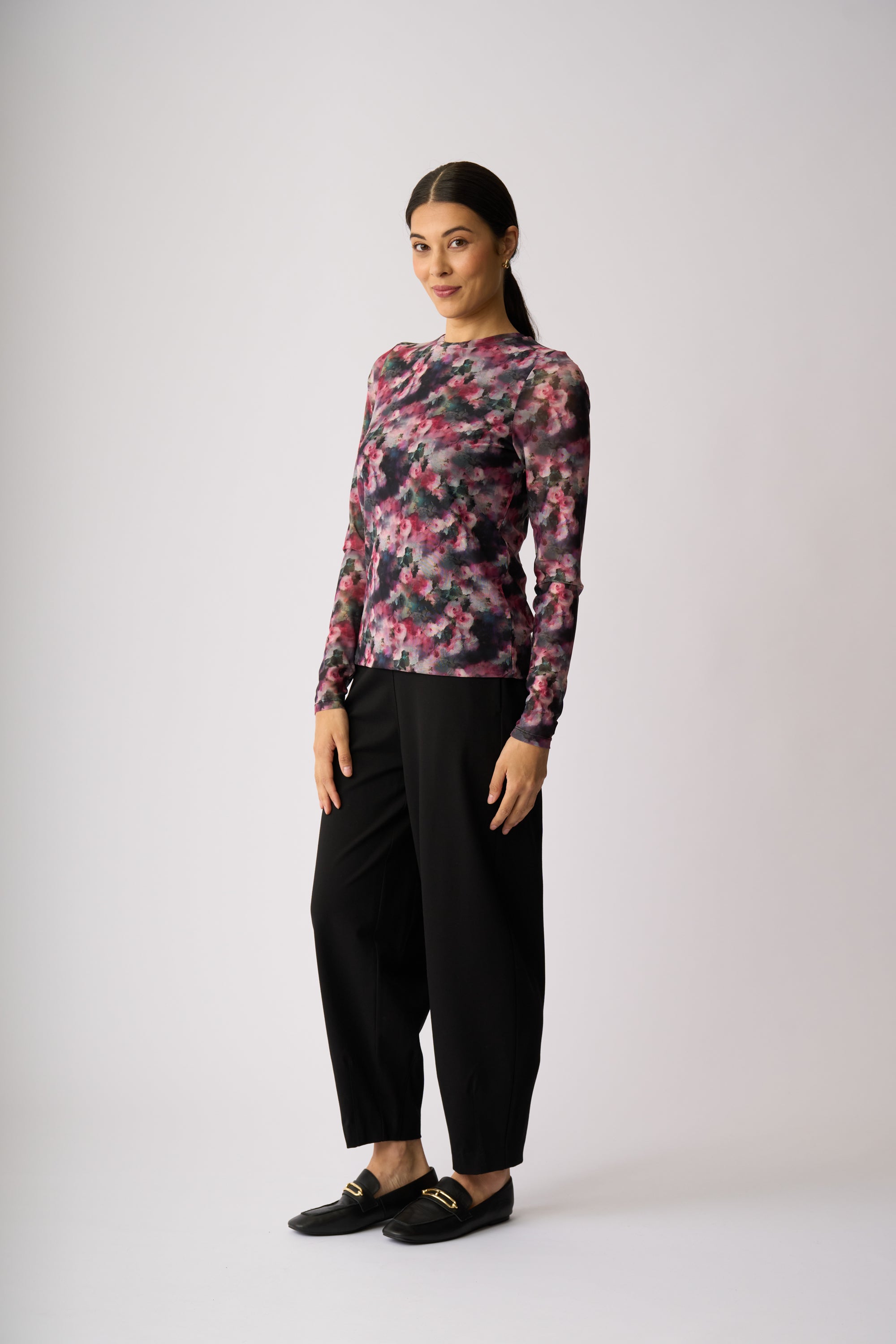 MESH CREW NECK TOP
