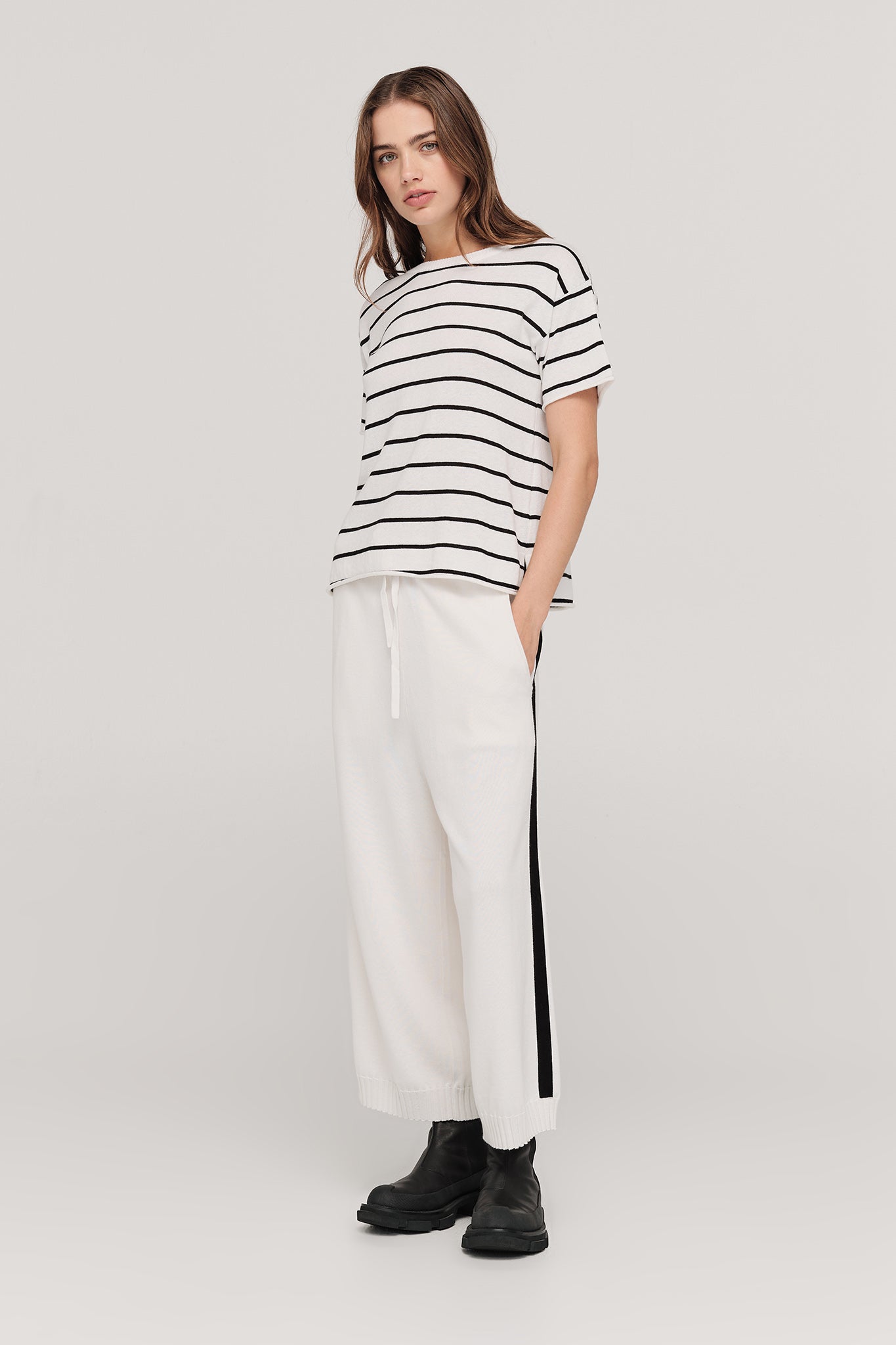 STRIPE SOLACE TEE