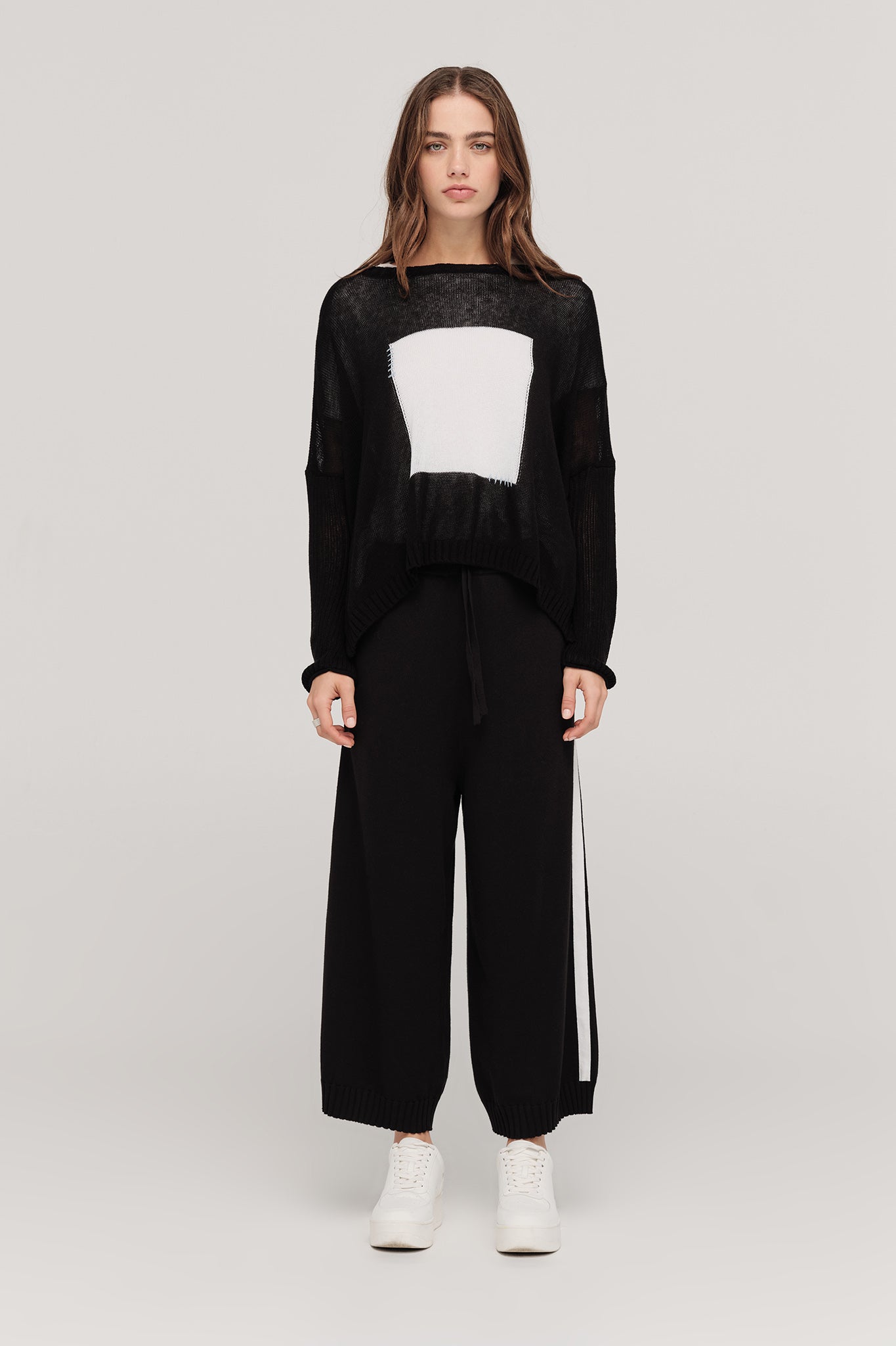 SQUARED LUCENT SWEATER