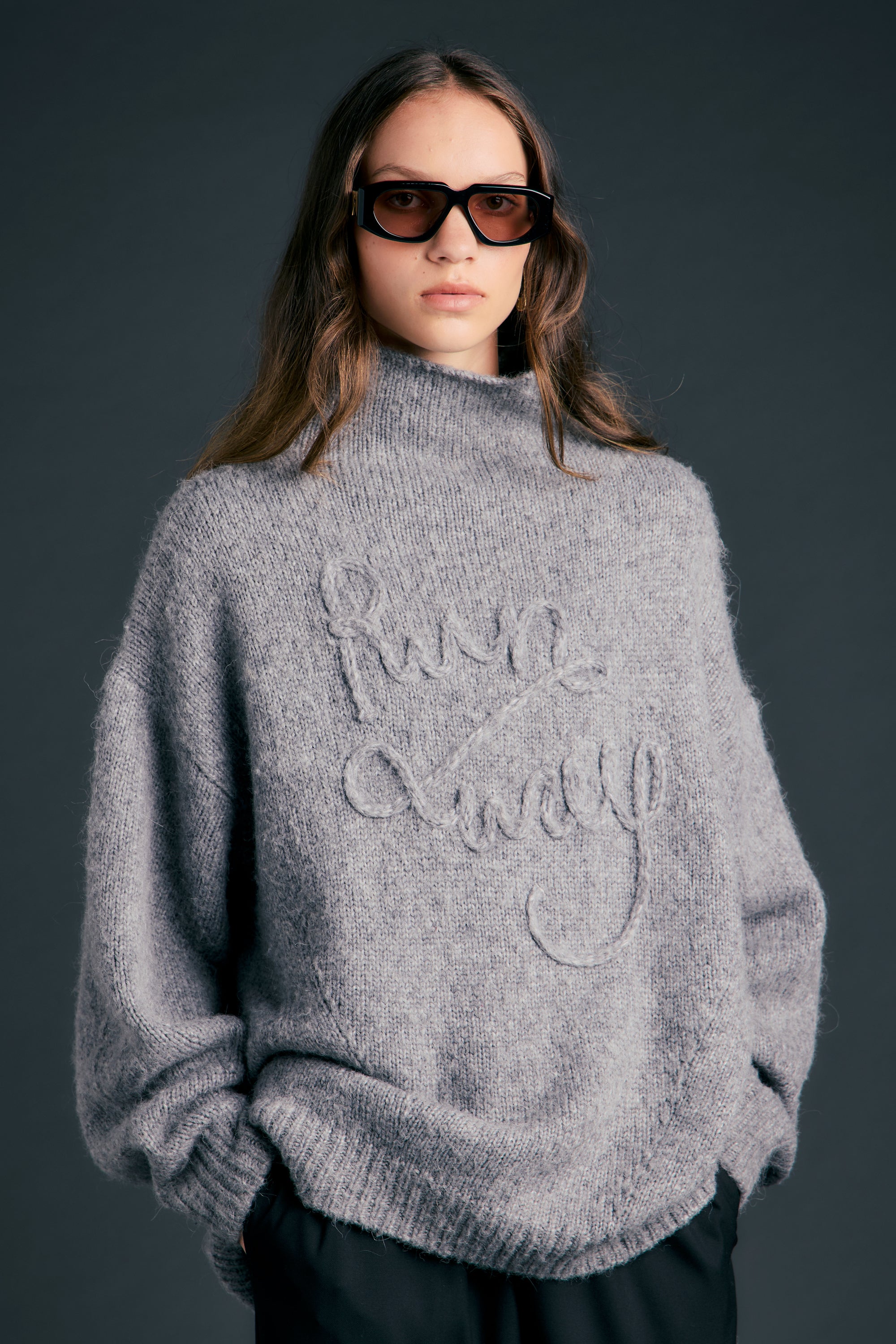 RUNAWAY ROPE SWEATER