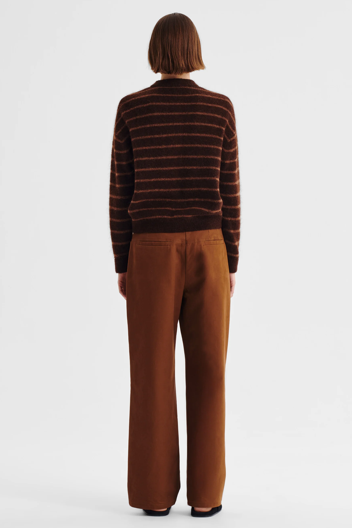 ALBI KNIT CARDIGAN
