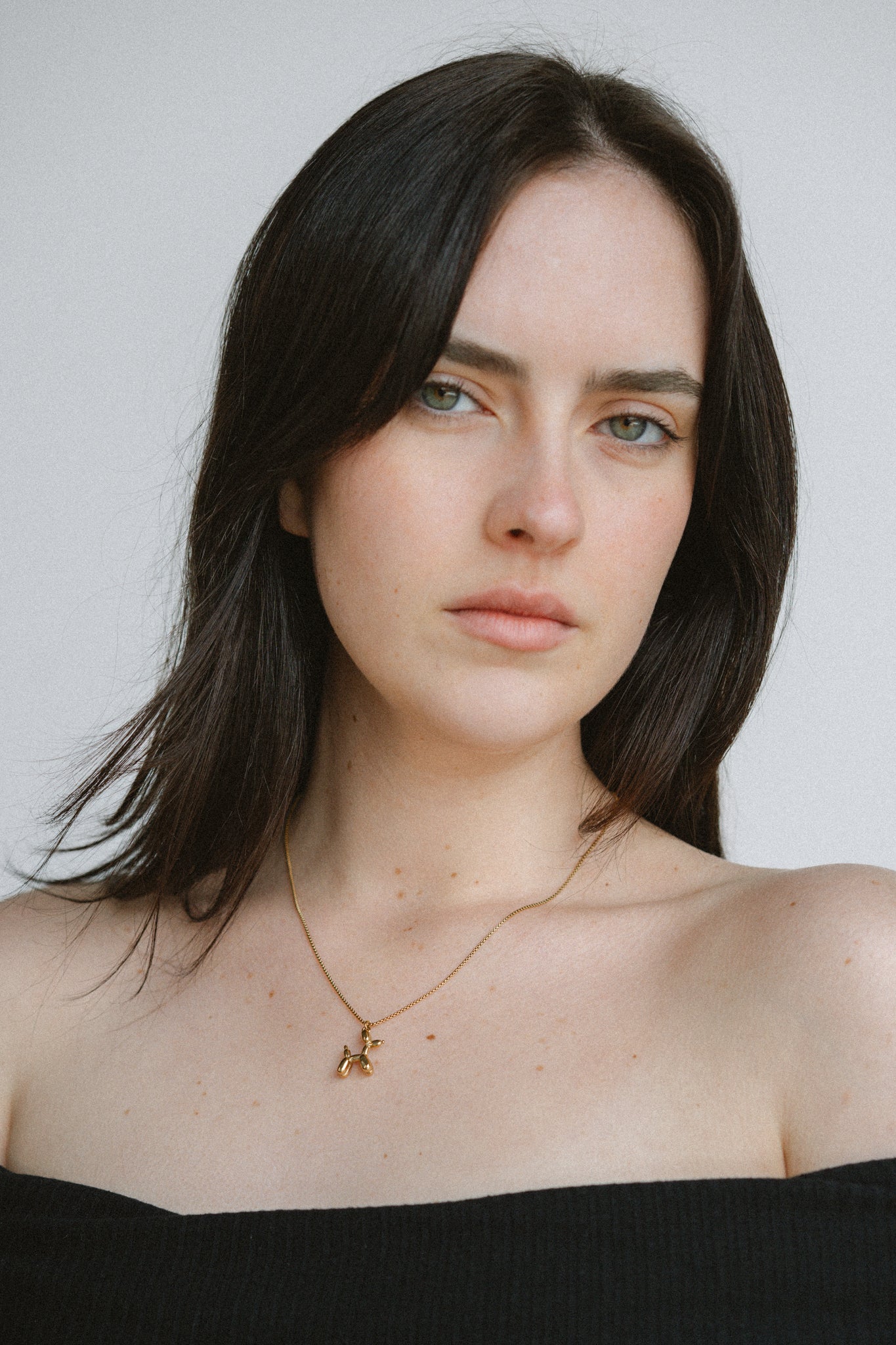 BALLOON DOG NECKLACE