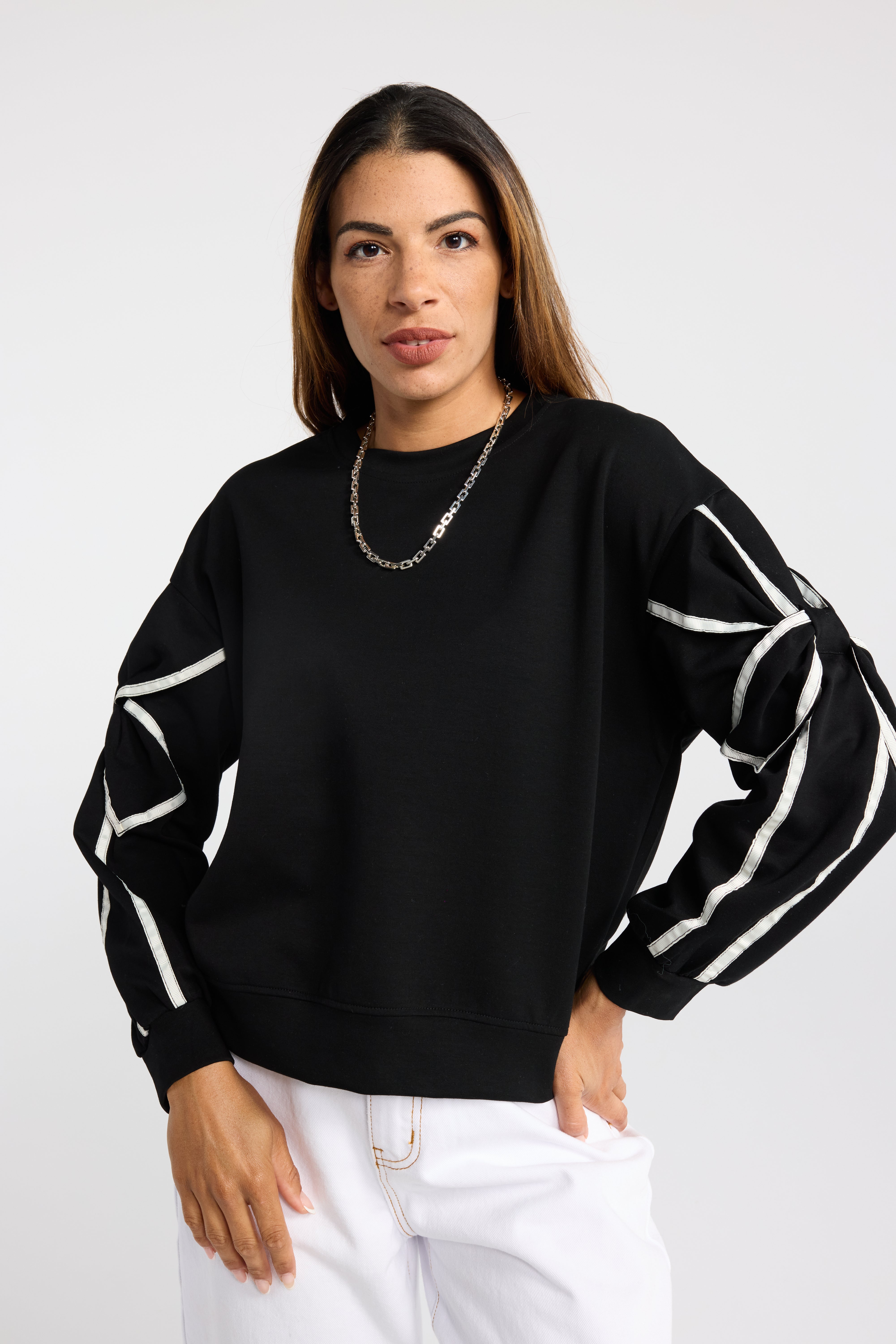 BOW JUMPER