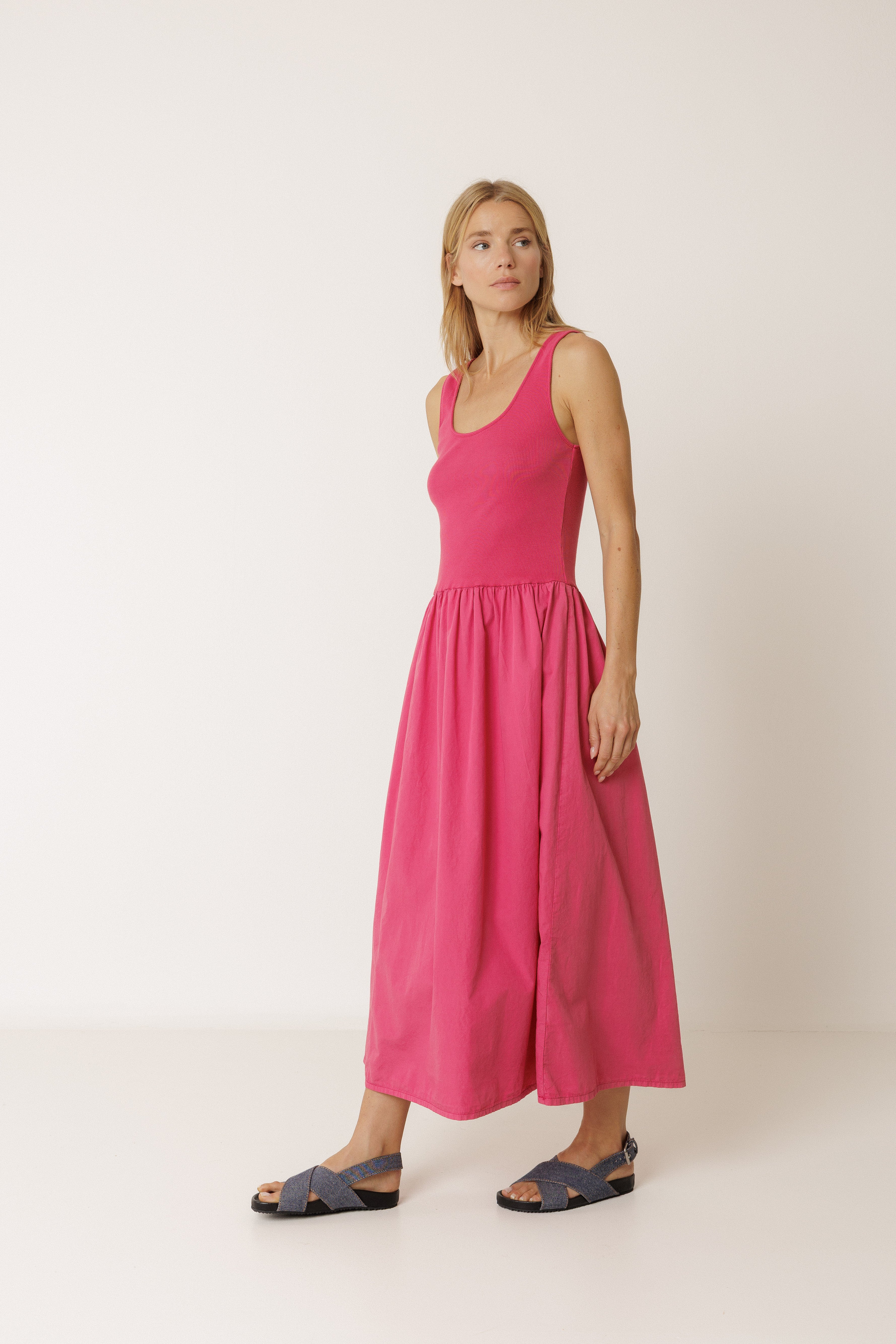 INDI AND COLD COMBINATION POPLIN DRESS COTTON MIDI DRESS STRAWBERRY