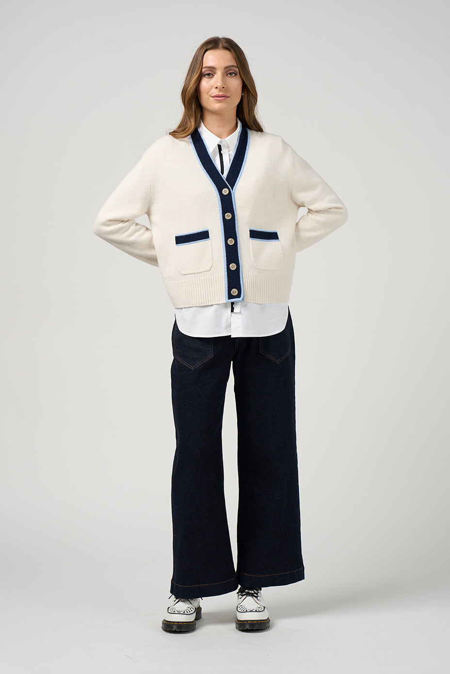 COLLEGE CARDI