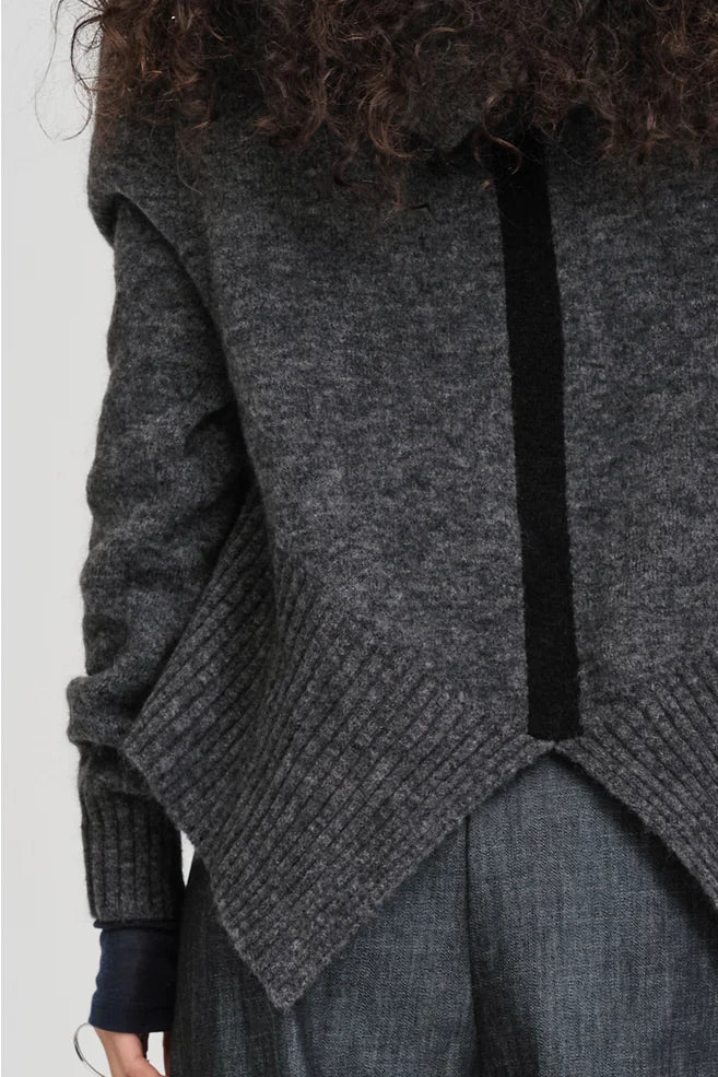CONTRAST PERSPECTIVE HOODIE