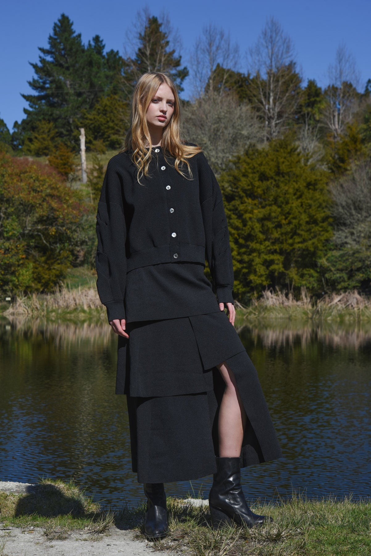 TWIST AND SHOUT CARDIGAN