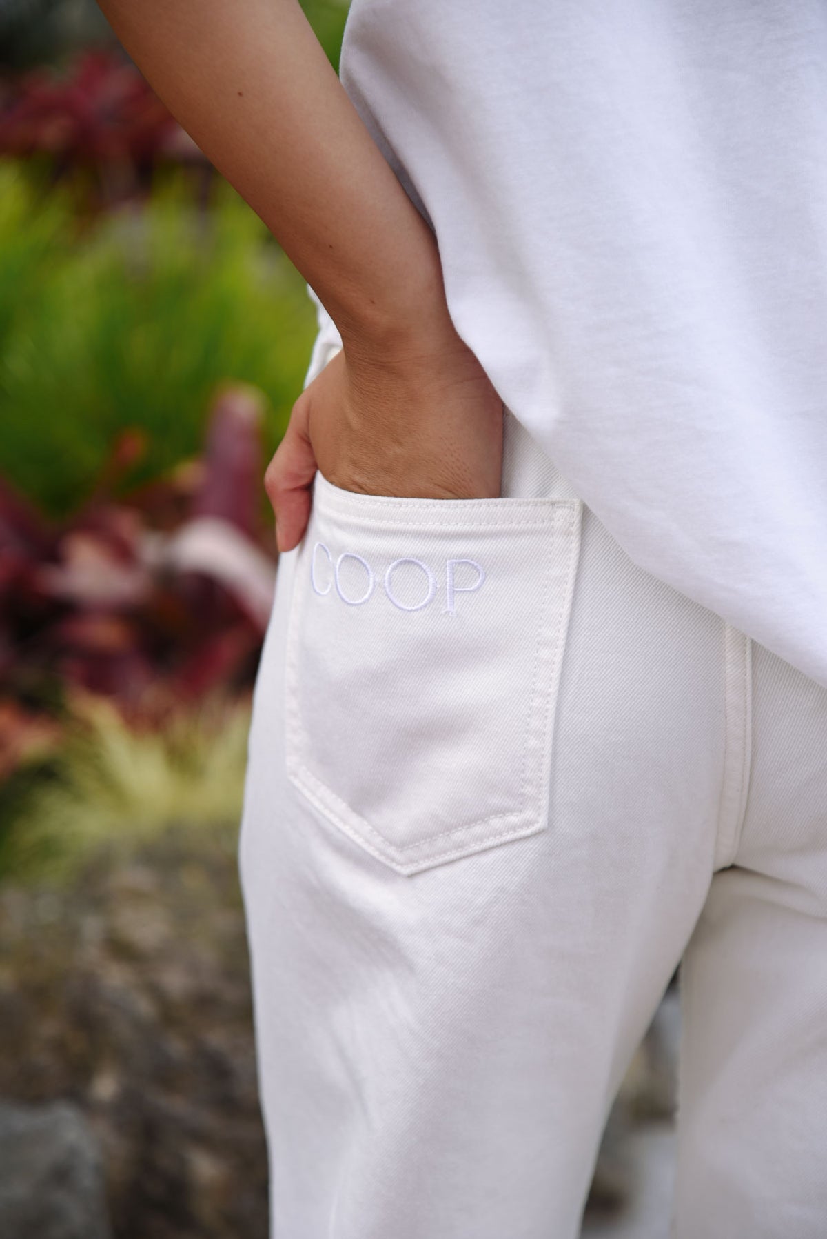 JEAN IOUS JEANS