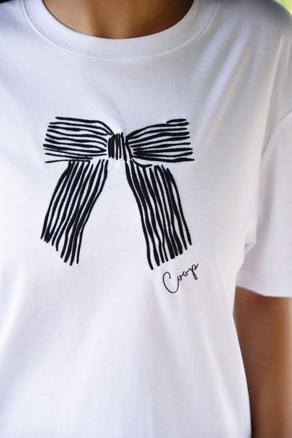 COOP GOTTA BOW TSHIRT BLACK AND WHITE BOW EMBROIDERED TEE