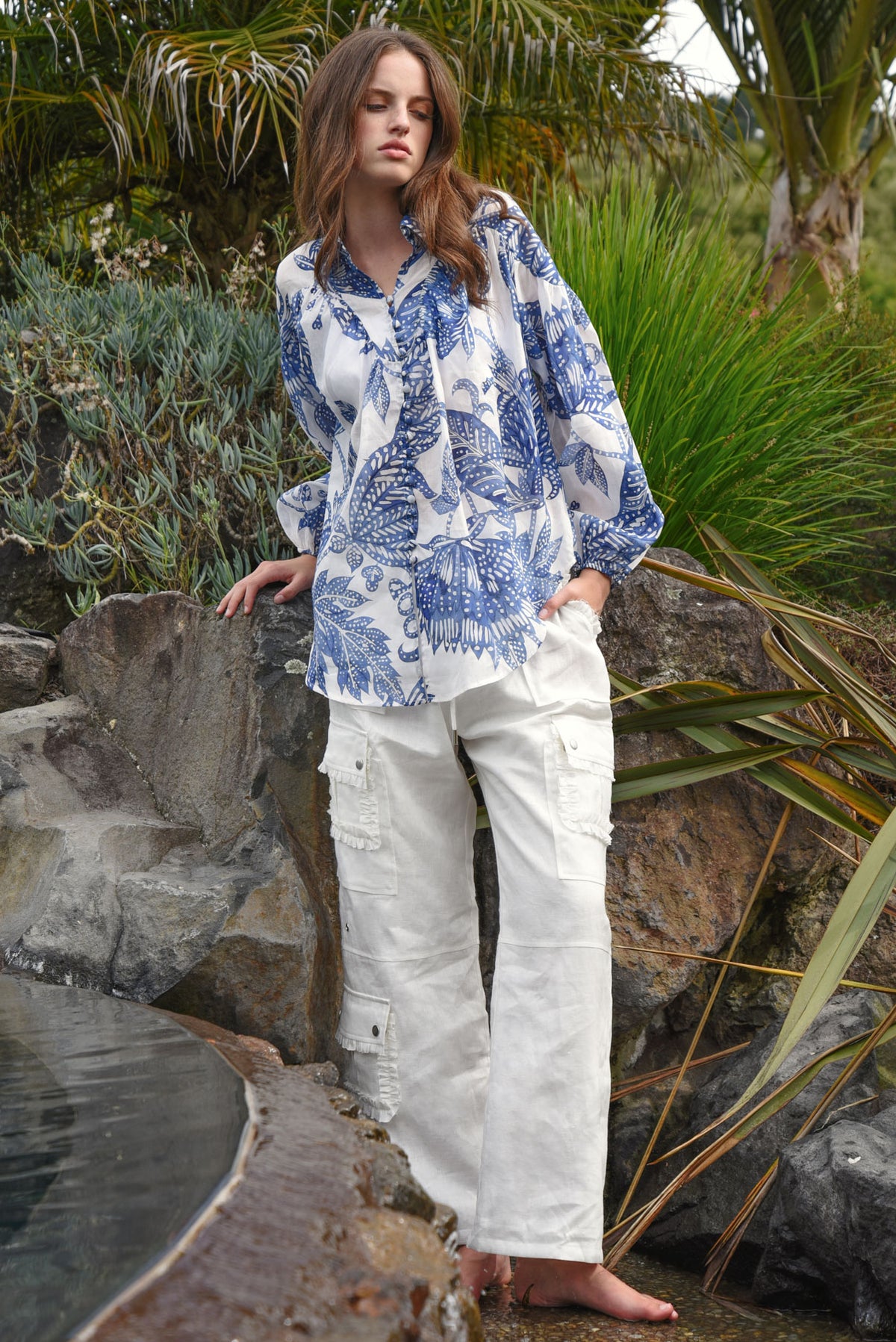LINEN ON THE EDGE TROUSER