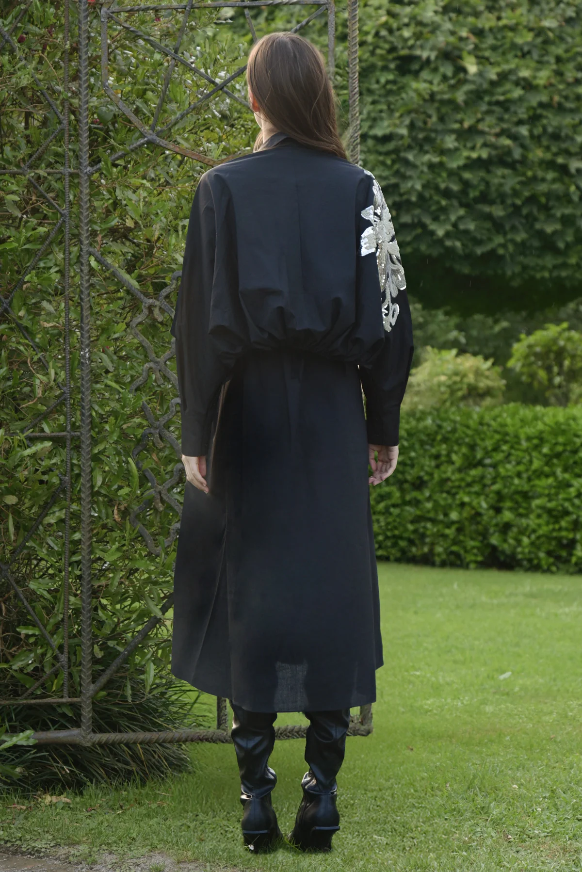 CRISP AND CLEAN DRESS