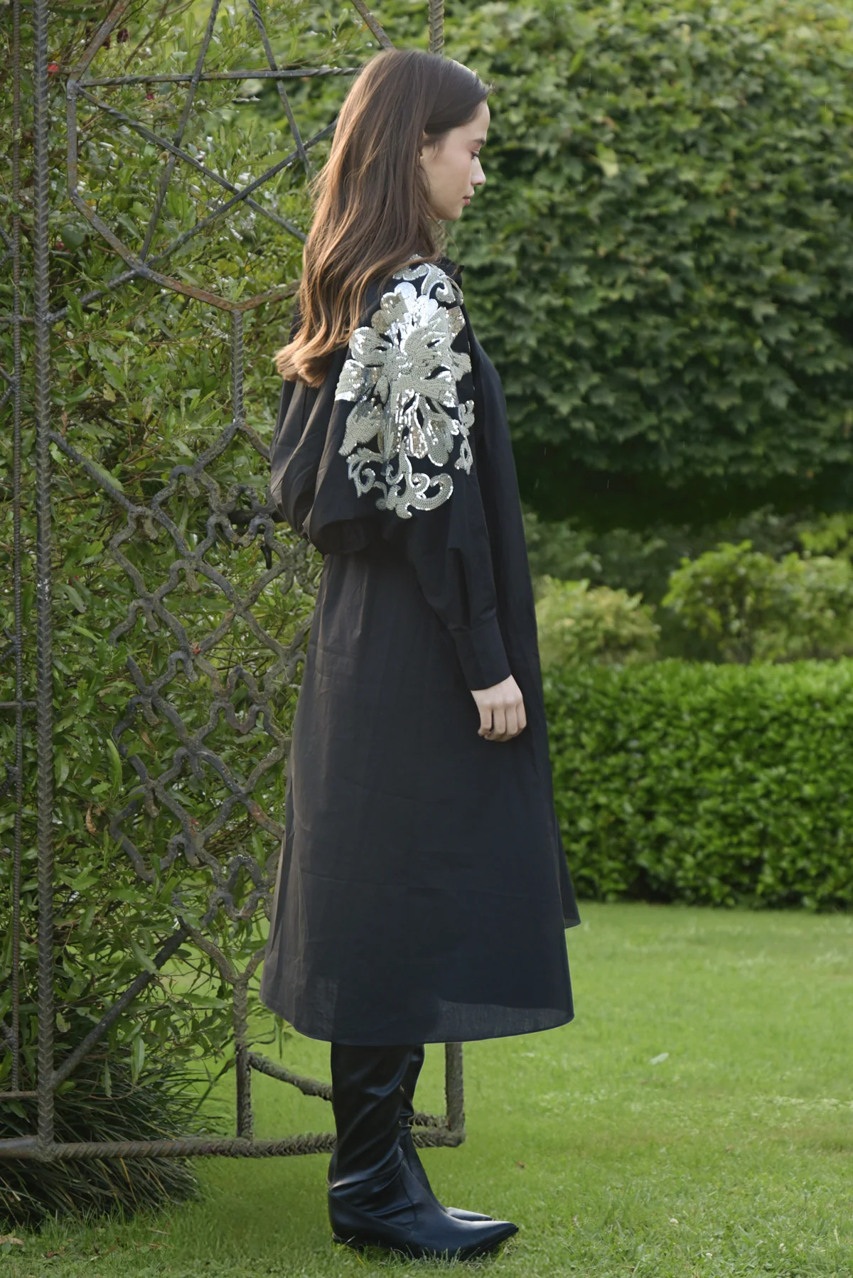 CRISP AND CLEAN DRESS