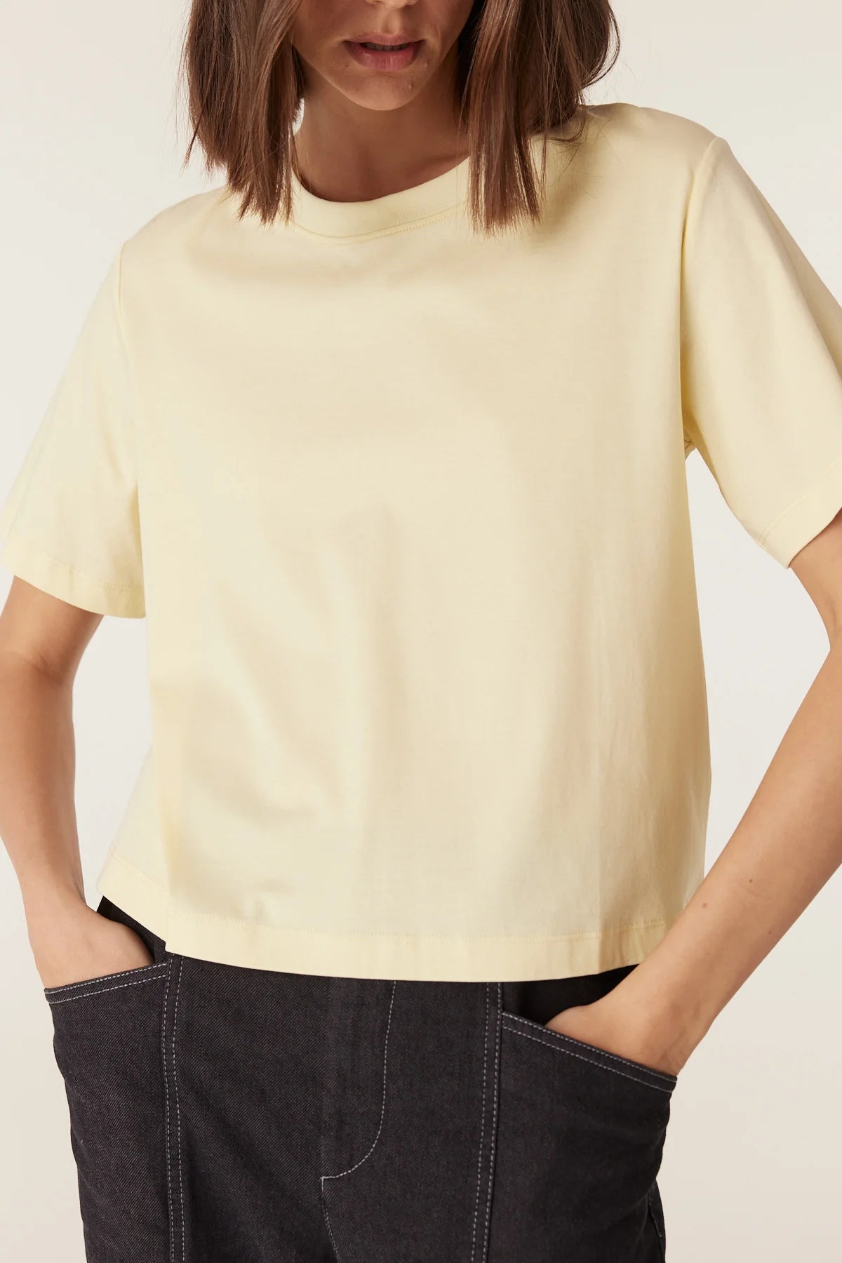 Cable pale yellow short sleeve crew neck T-shirt