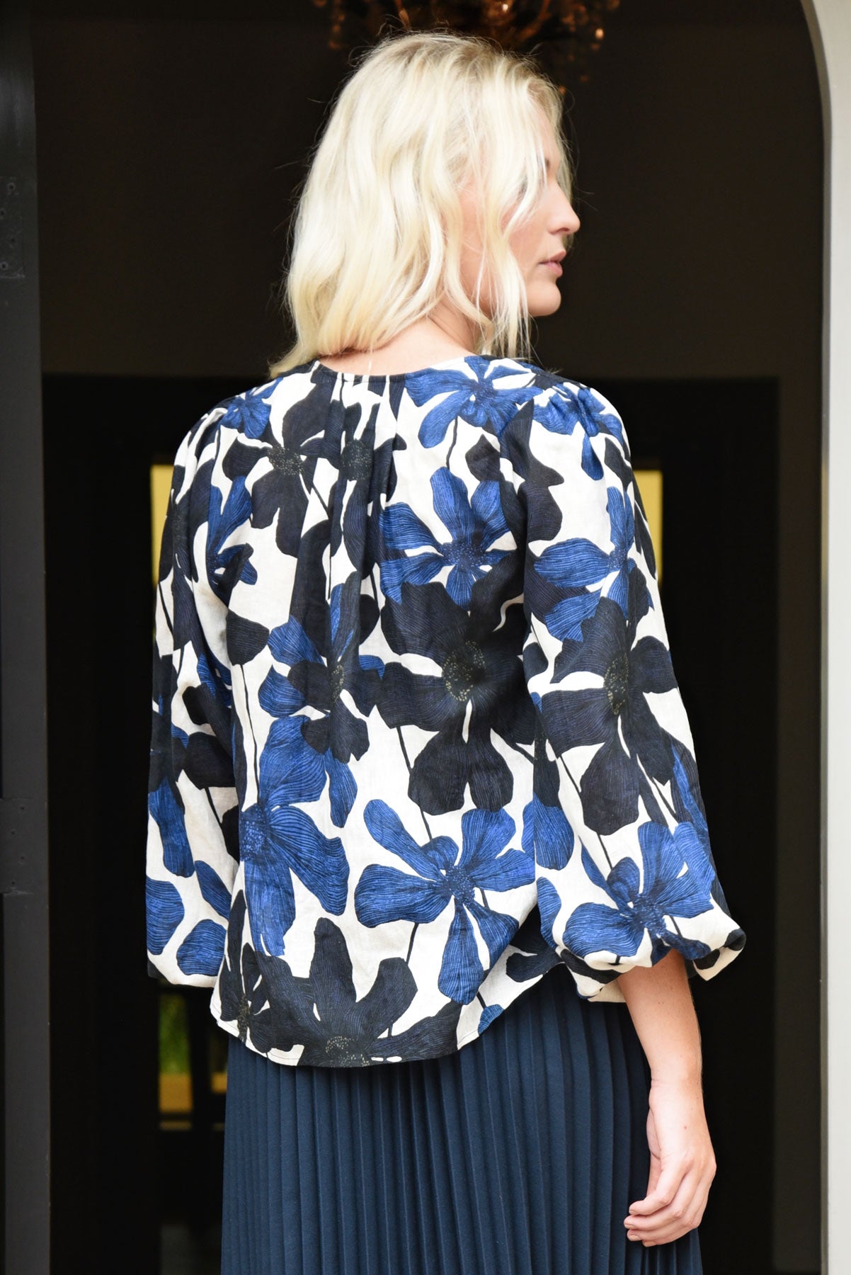CURATE HAPPY TO BE HERE SHIRT LINEN COTTON BLUE NAVY FLORAL TOP