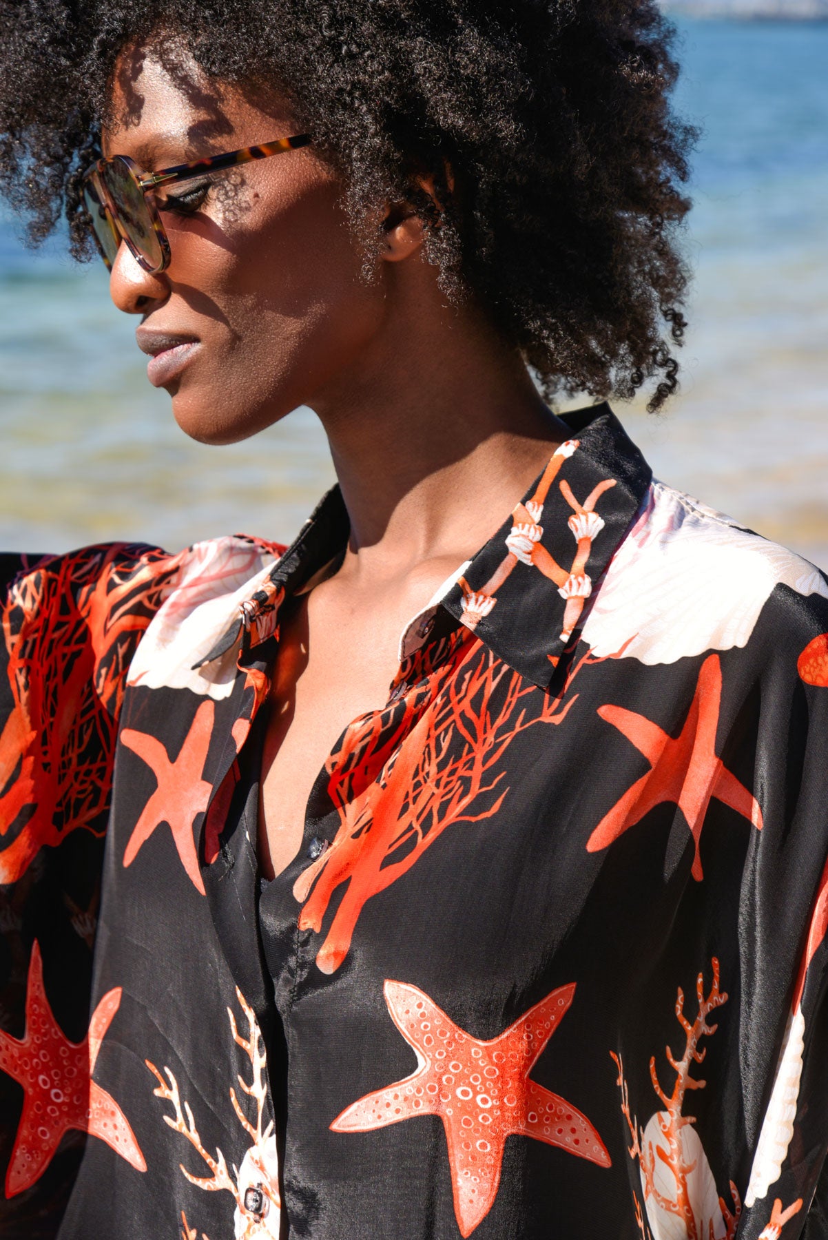 BEHIND HER BACK SHIRT