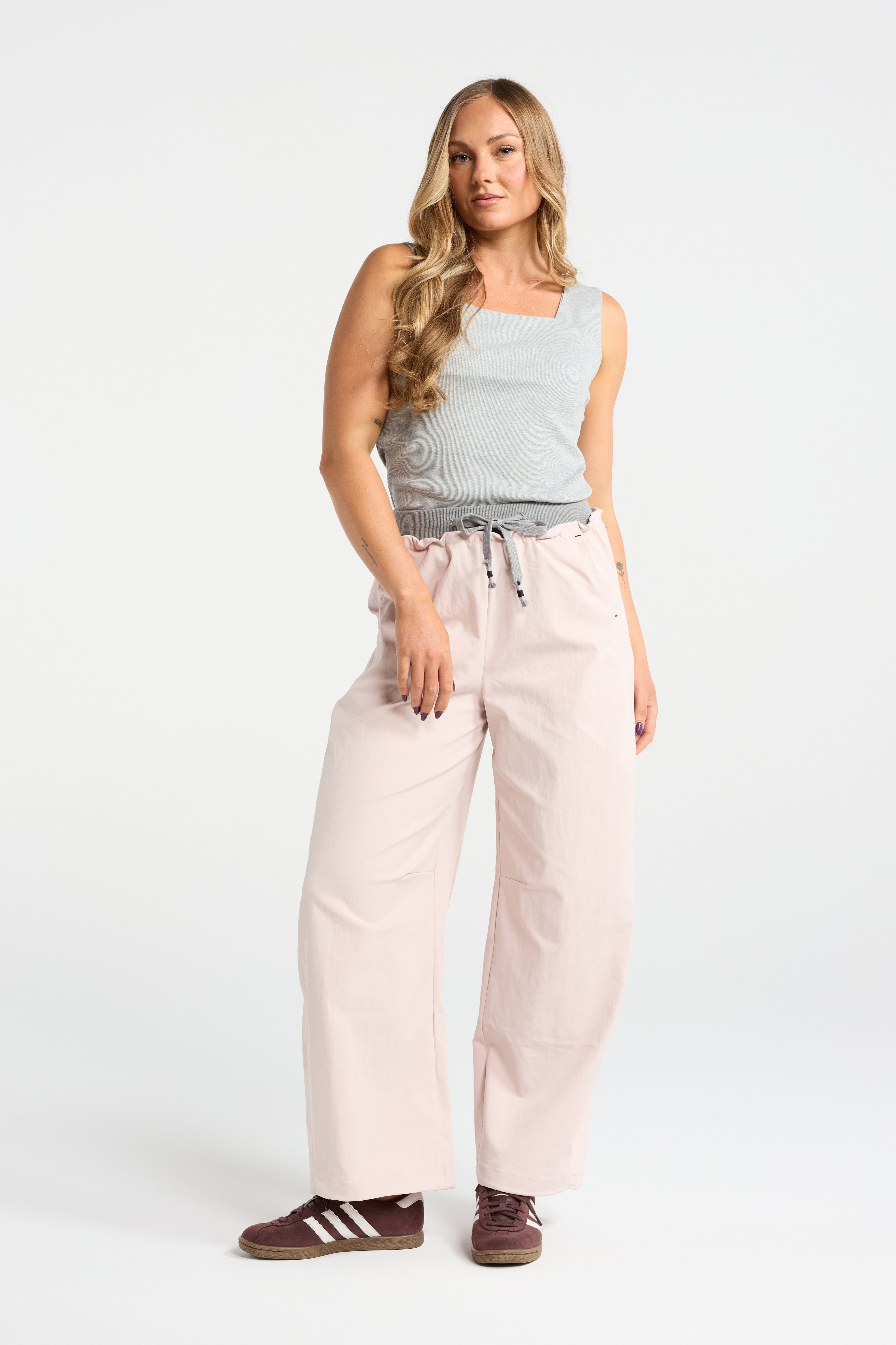 INK CUBE TANK TOP SLEEVELESS BROWN CHOCOLATE BROWN SQUARE NECK RIBBED SOFT FEEL LIGHTWEIGHT STRETCH COMFORTABLE BREATHABLE RELAXED FIT FIGURE SKIMMING CASUAL EVERYDAY WEAR SUMMER ESSENTIAL WARDROBE STAPLE VERSATILE EASY TO STYLE MINIMALIST CLASSIC TIMELESS BASIC TOP LAYERING PIECE