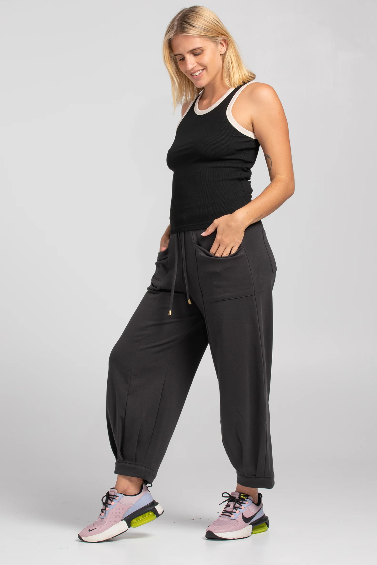 GURU TRACK PANT