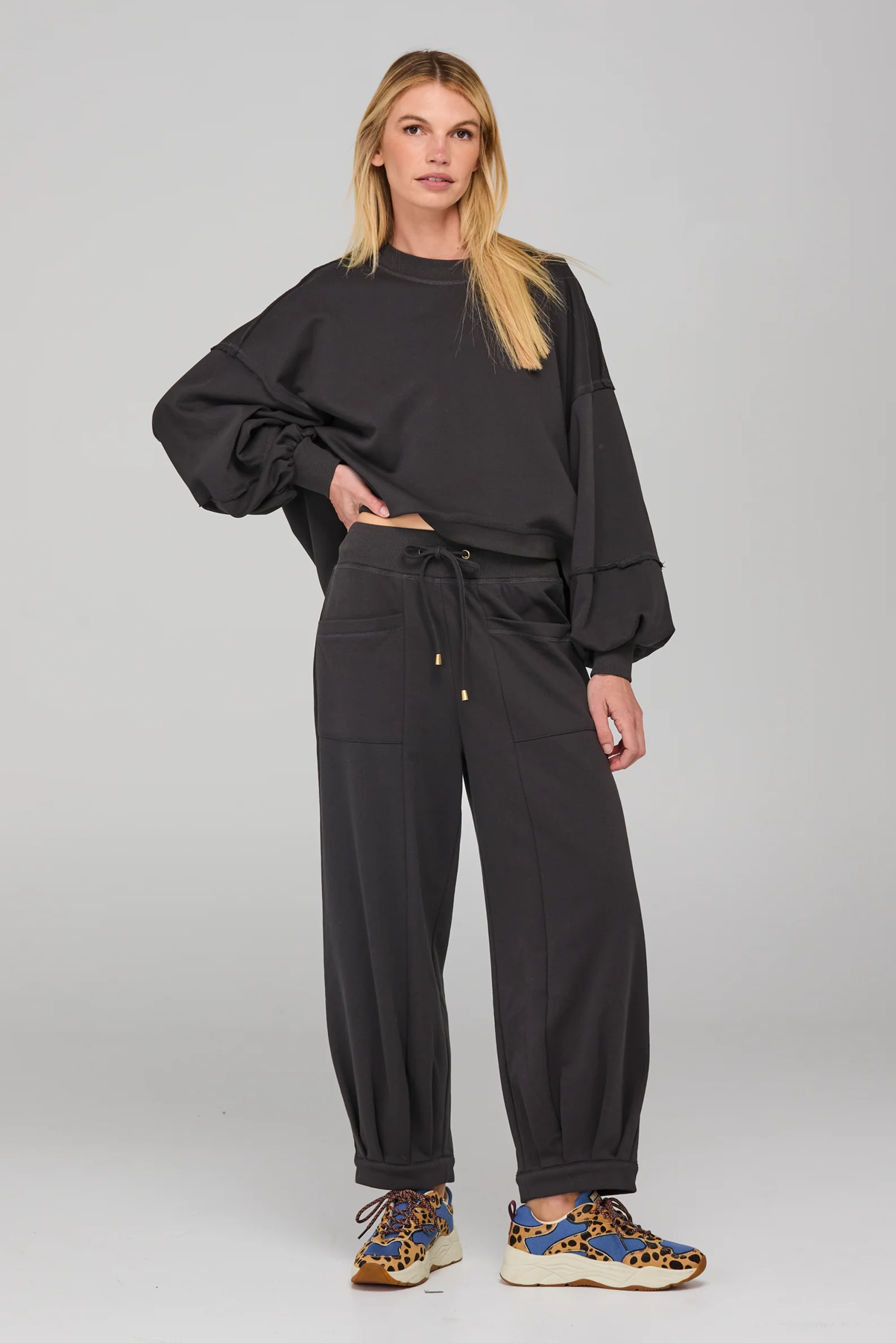 GURU TRACK PANT
