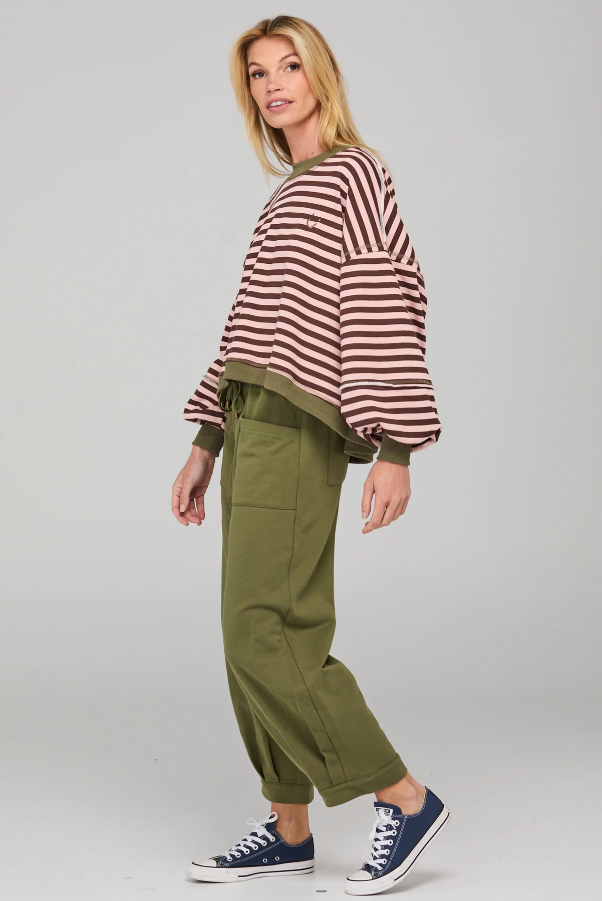 GURU SWEATER