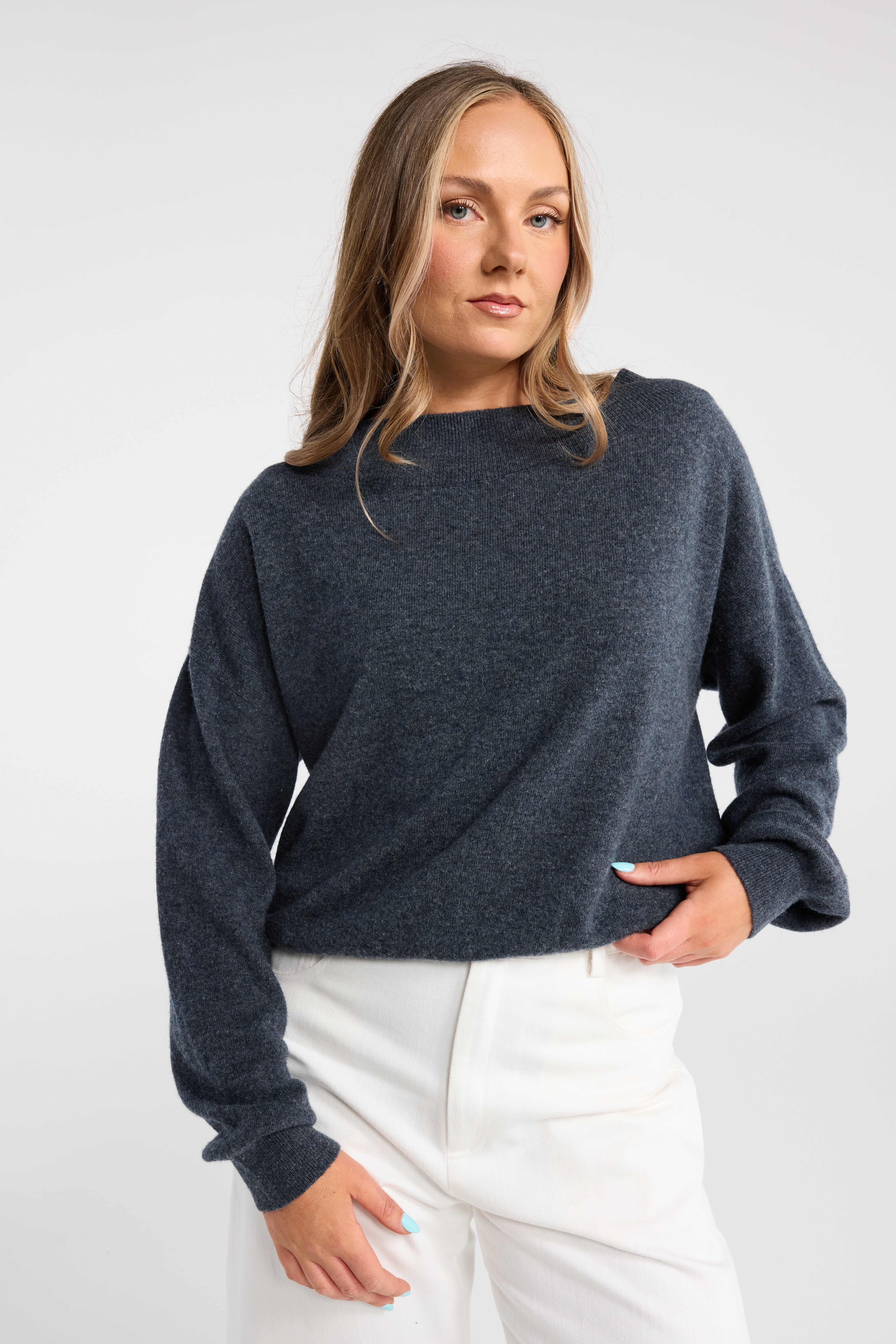 QUARTZ BOATNECK