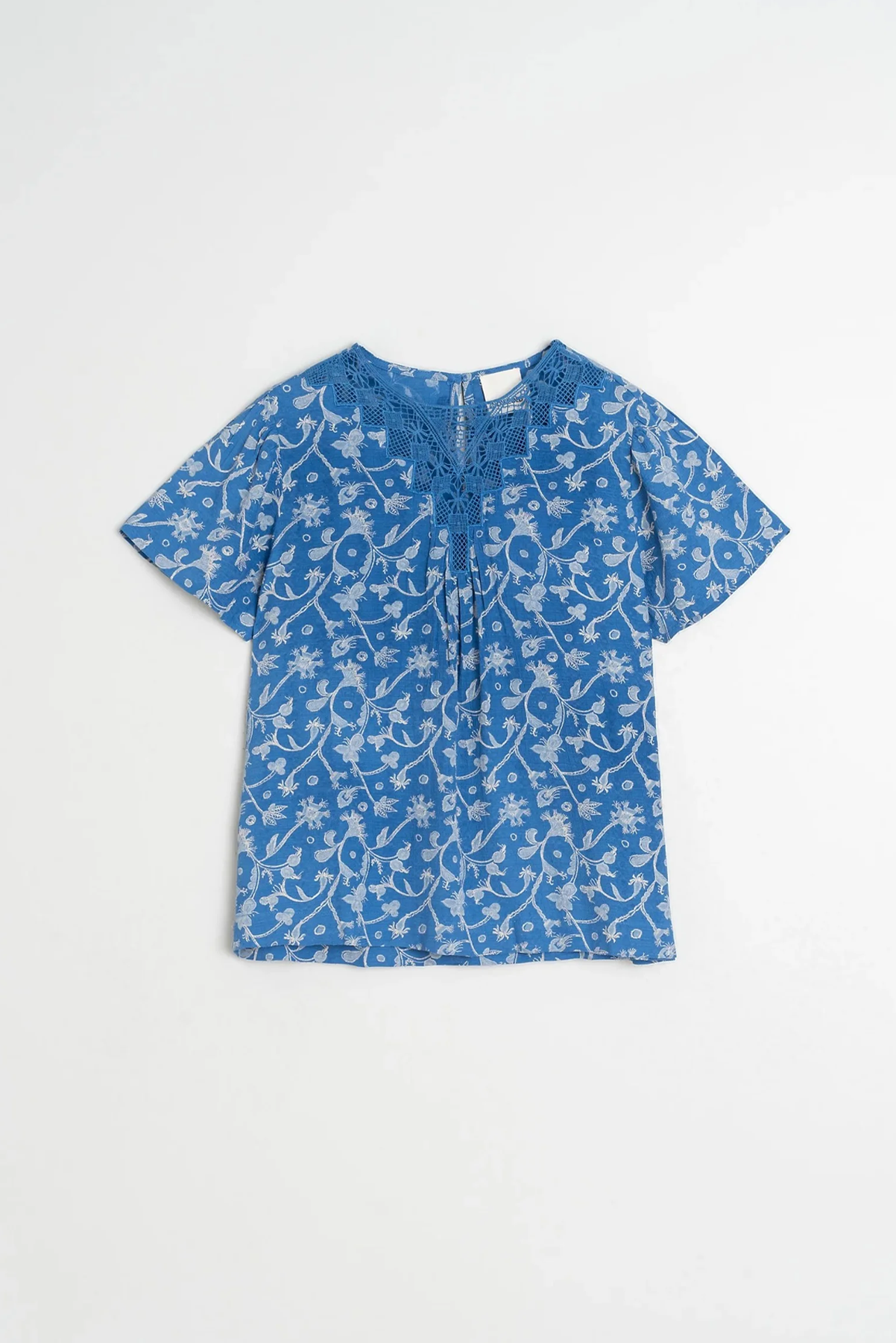 INDI AND COLD LACE TOP VISCOSE FLORAL BRITISH BLUE FLORAL