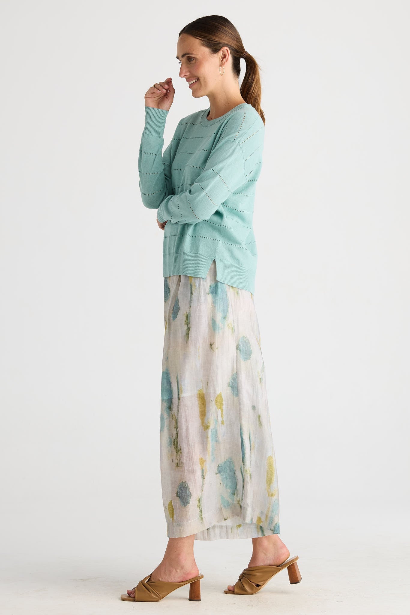 LD + CO TEXTURED LINEN JUMPER ICED ROSE WHITE KNIT SWEATER