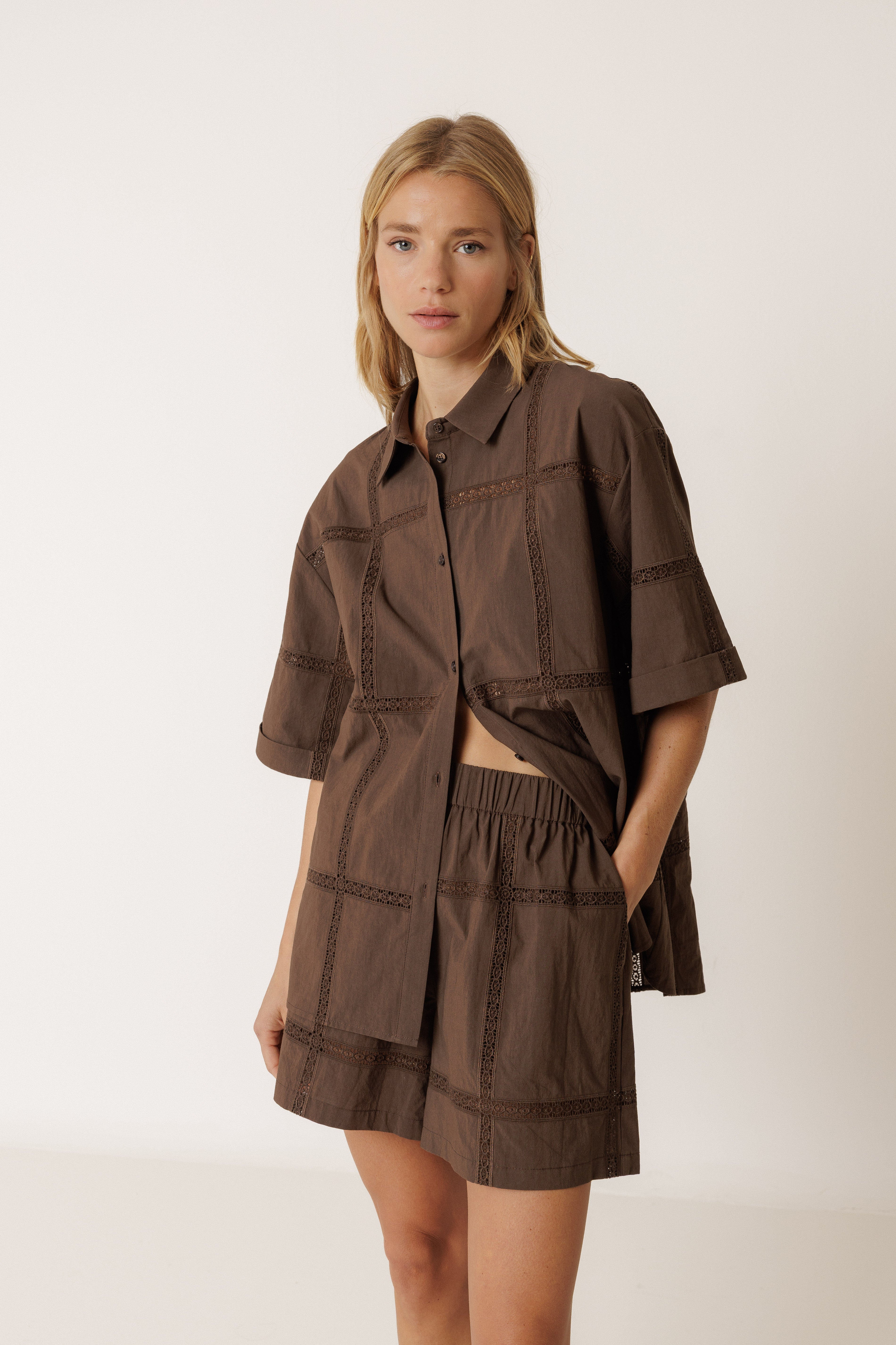 INDI AND COLD LACE POPLIN SHIRT COTTON BROWN CHOCOLATE