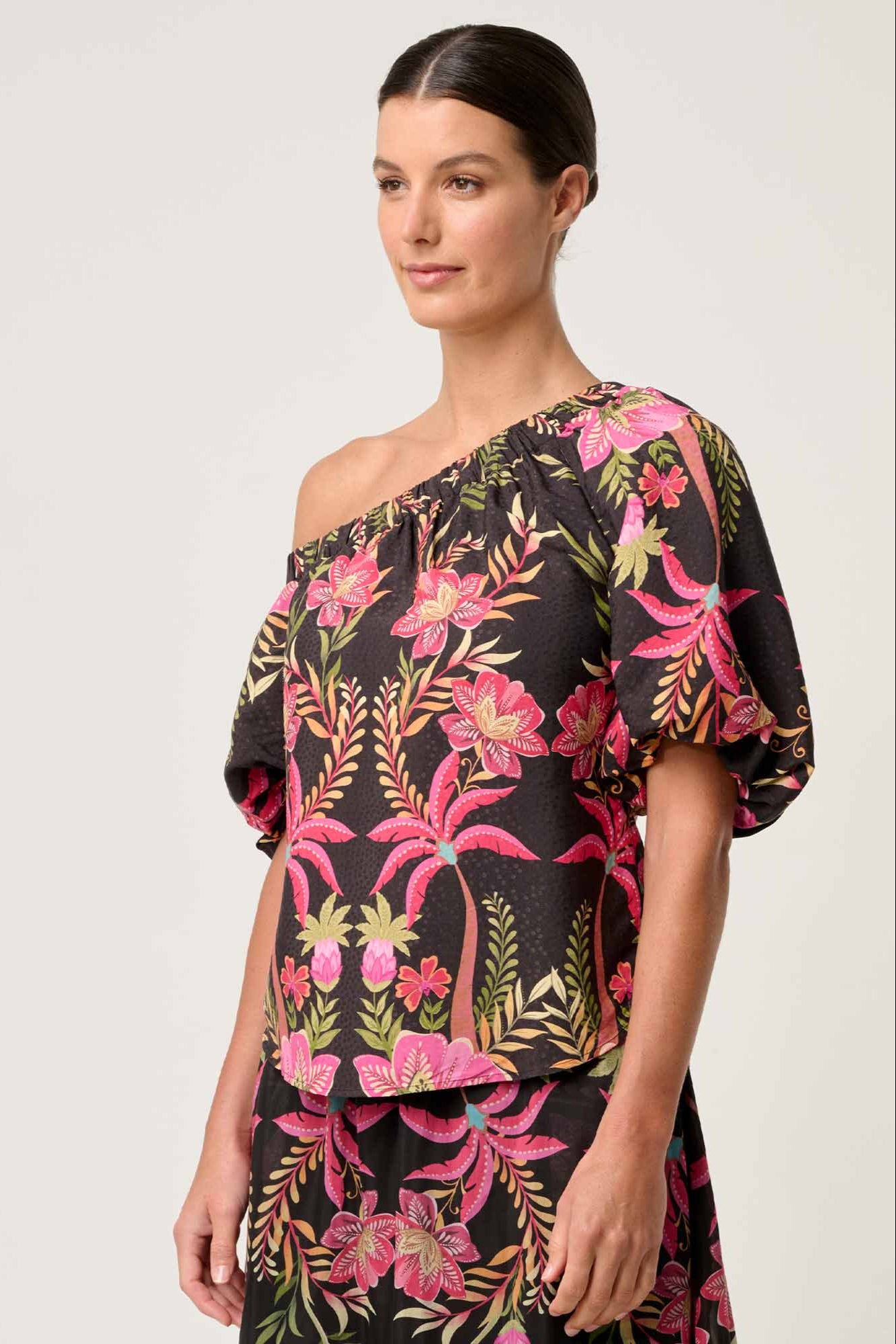 JUNO ONE SHOULDER TOP