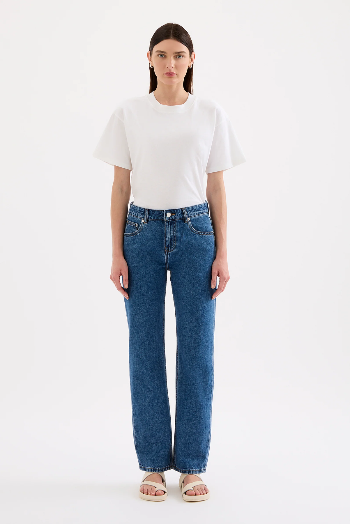 ORGANIC STRAIGHT LEG JEAN