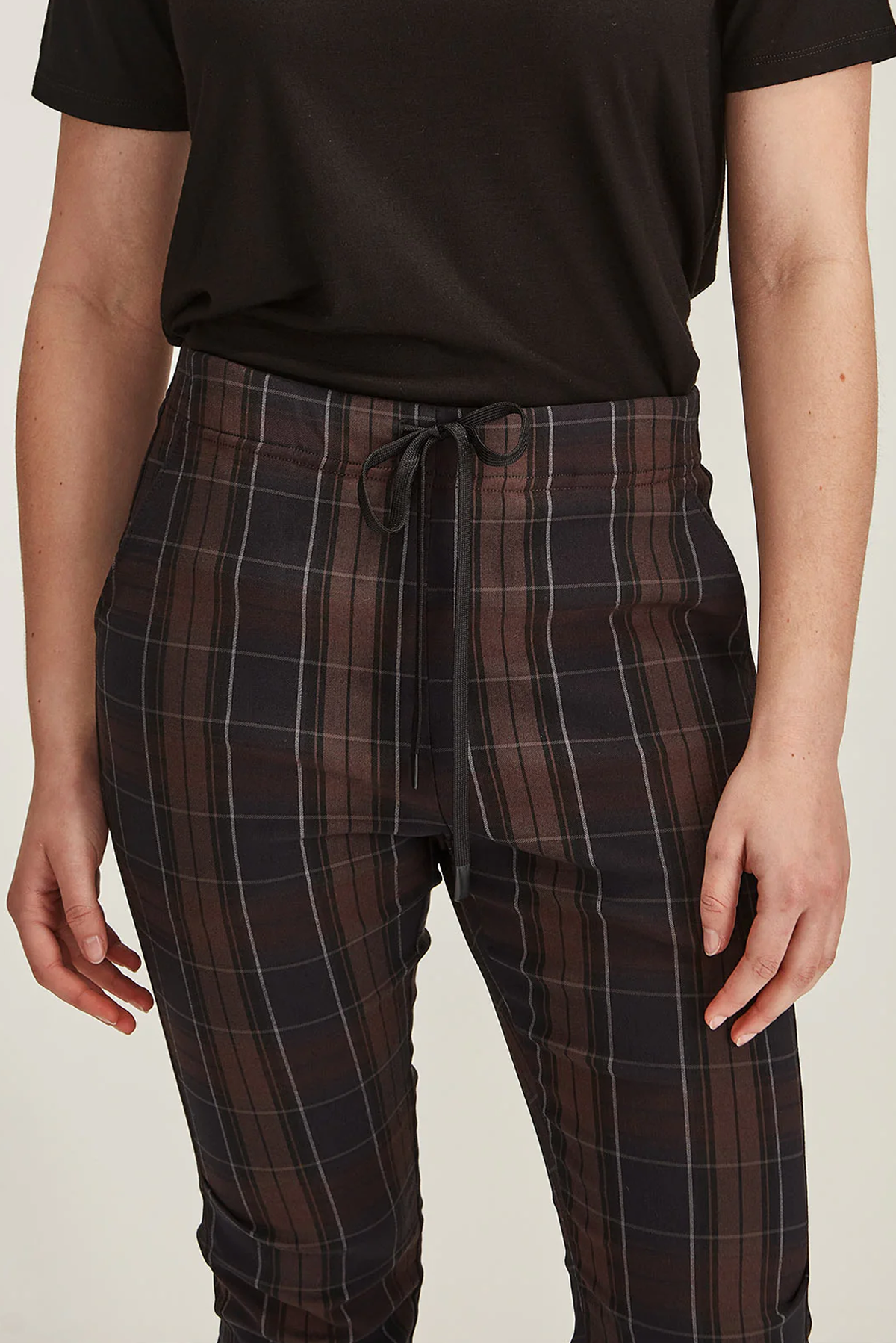 PLAID EMILY JOGGER