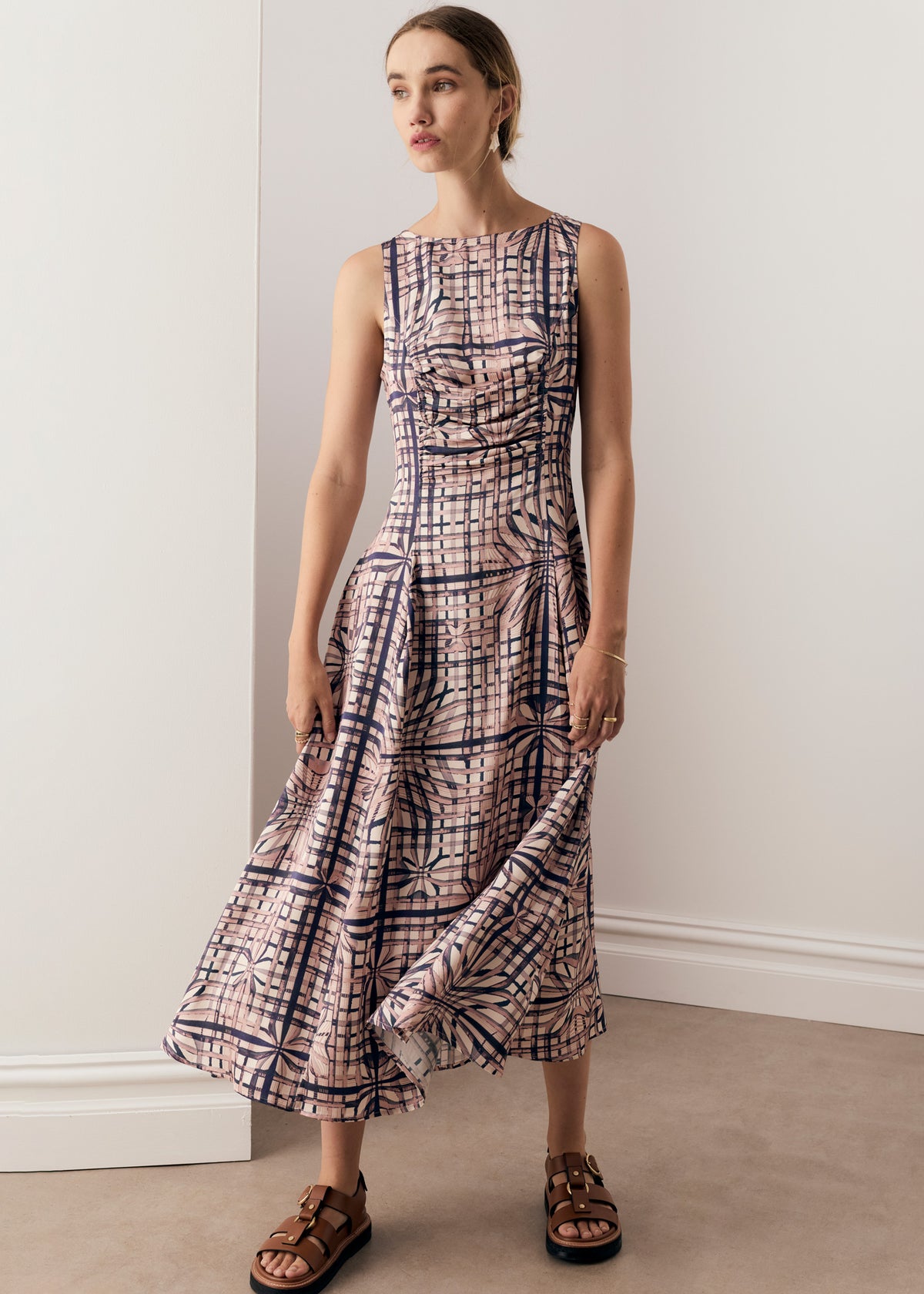LATTICE GATHERED DRESS