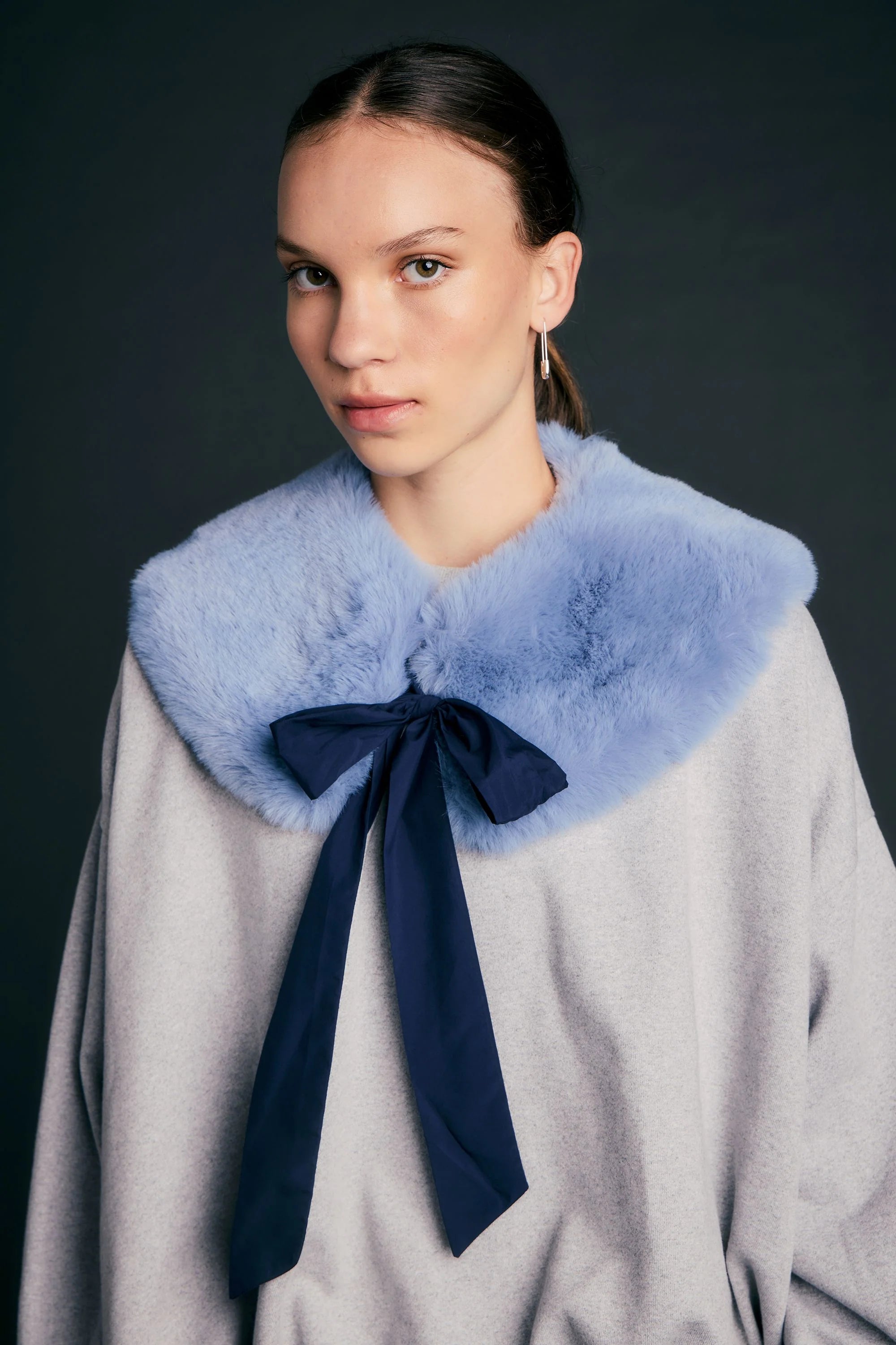 KAREN WALKER RUNAWAY COLLAR DUSTY BLUE FLUFFY TIE ATTACHABLE COLLAR