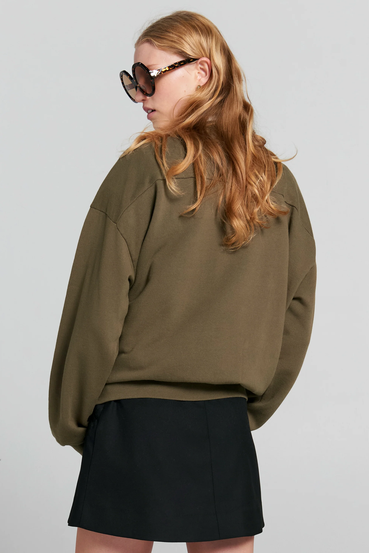 RUNAWAY COLLEGE ORGANIC COTTON CREWNECK SWEATSHIRT