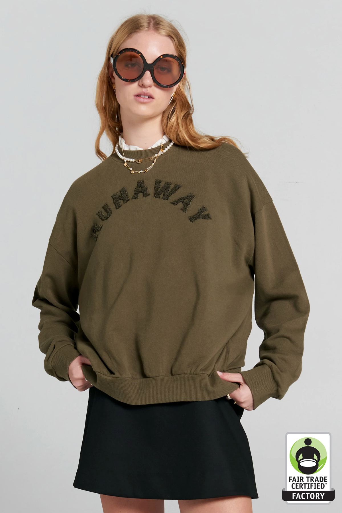 RUNAWAY COLLEGE ORGANIC COTTON CREWNECK SWEATSHIRT