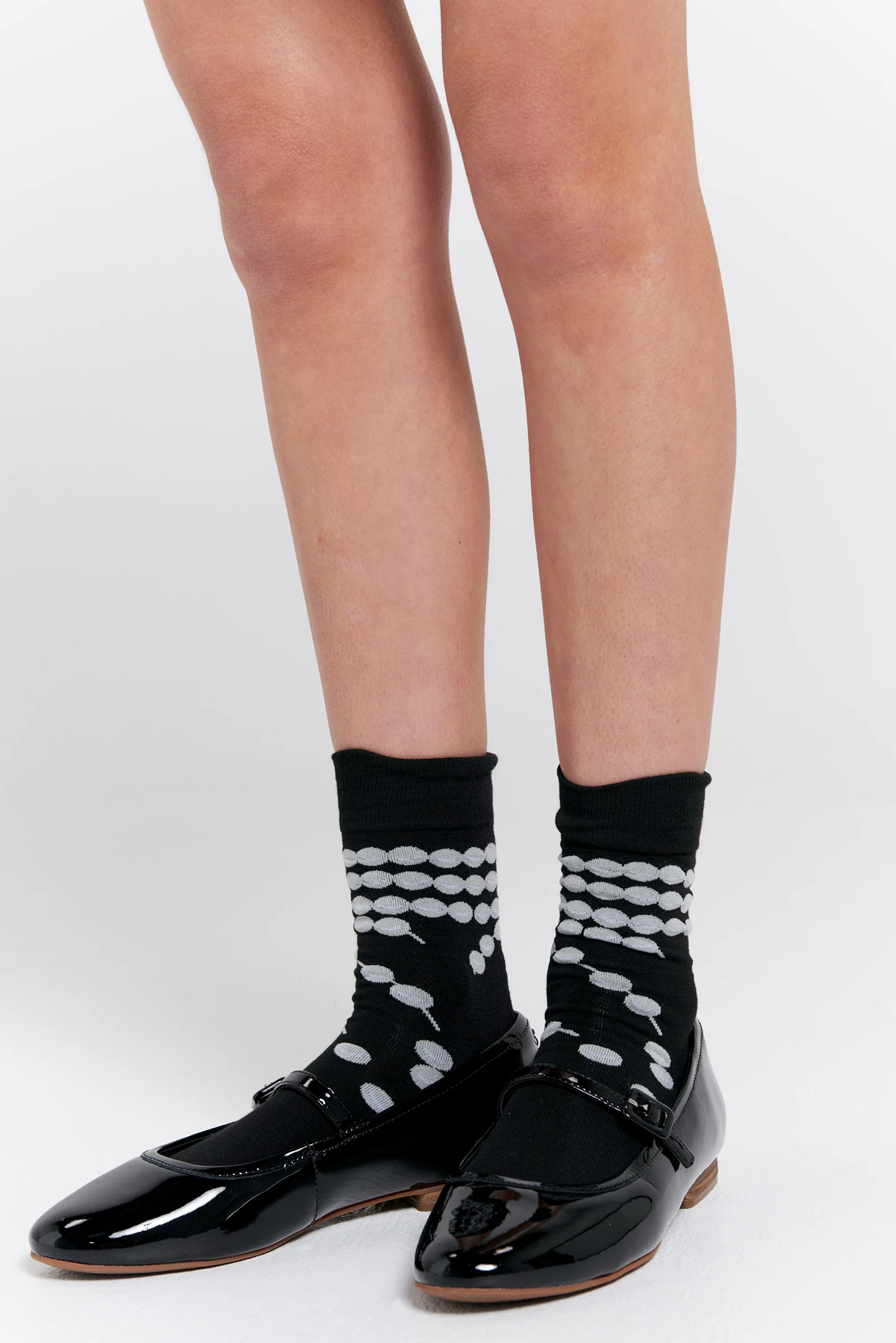 RUNAWAY PEARLS SOCKS 2 PACK