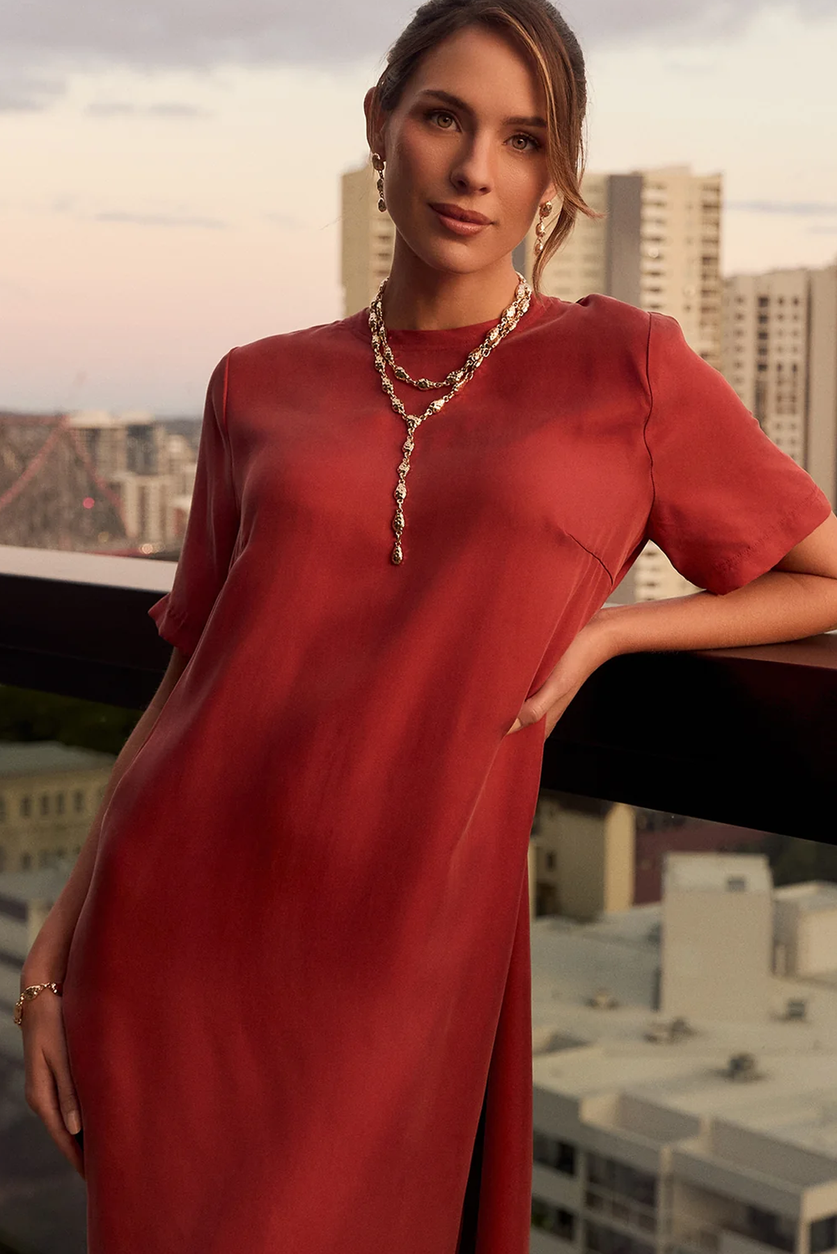 ADORNE RYAN DRESS CUPRO VISCOSE RUST MIDI DRESS