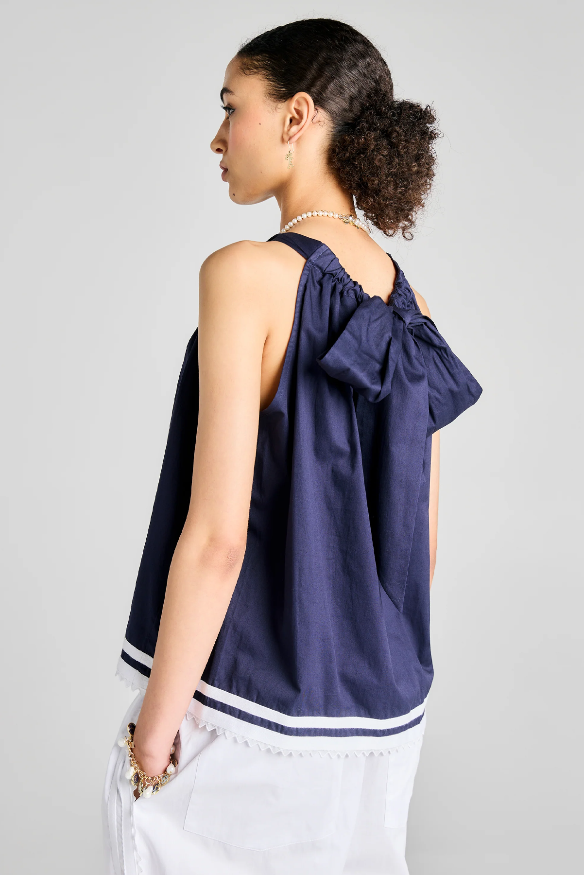 SCOUT BOW BACK TOP