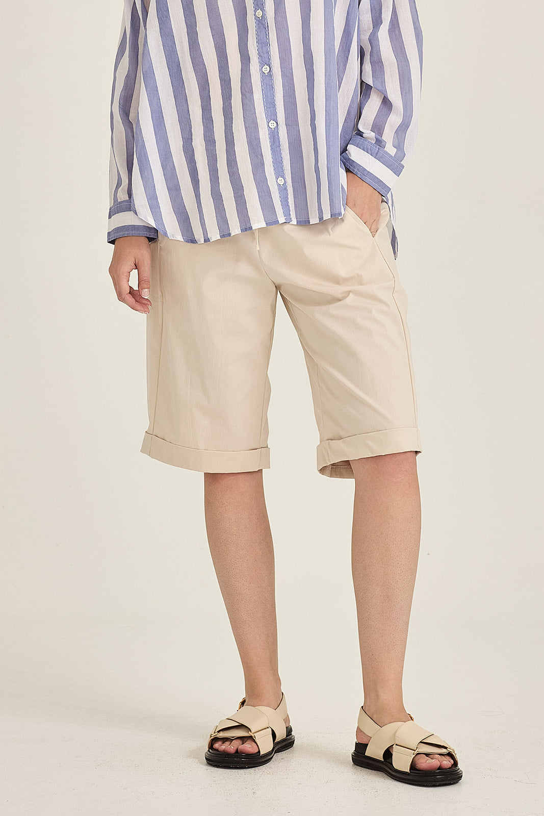 SILLS MACY SHORTS STONE WITH CREAM DRAWSTRING