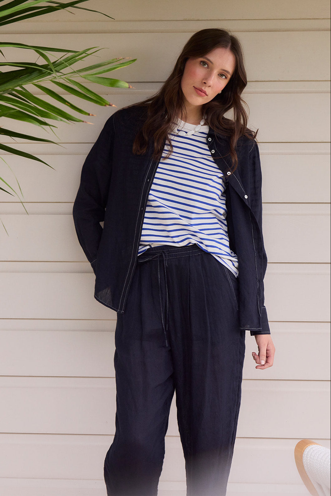 SILLS PRINCETON LINEN SHIRT classic button up linen shirt with white contrast stitching comes in navy, blue and green