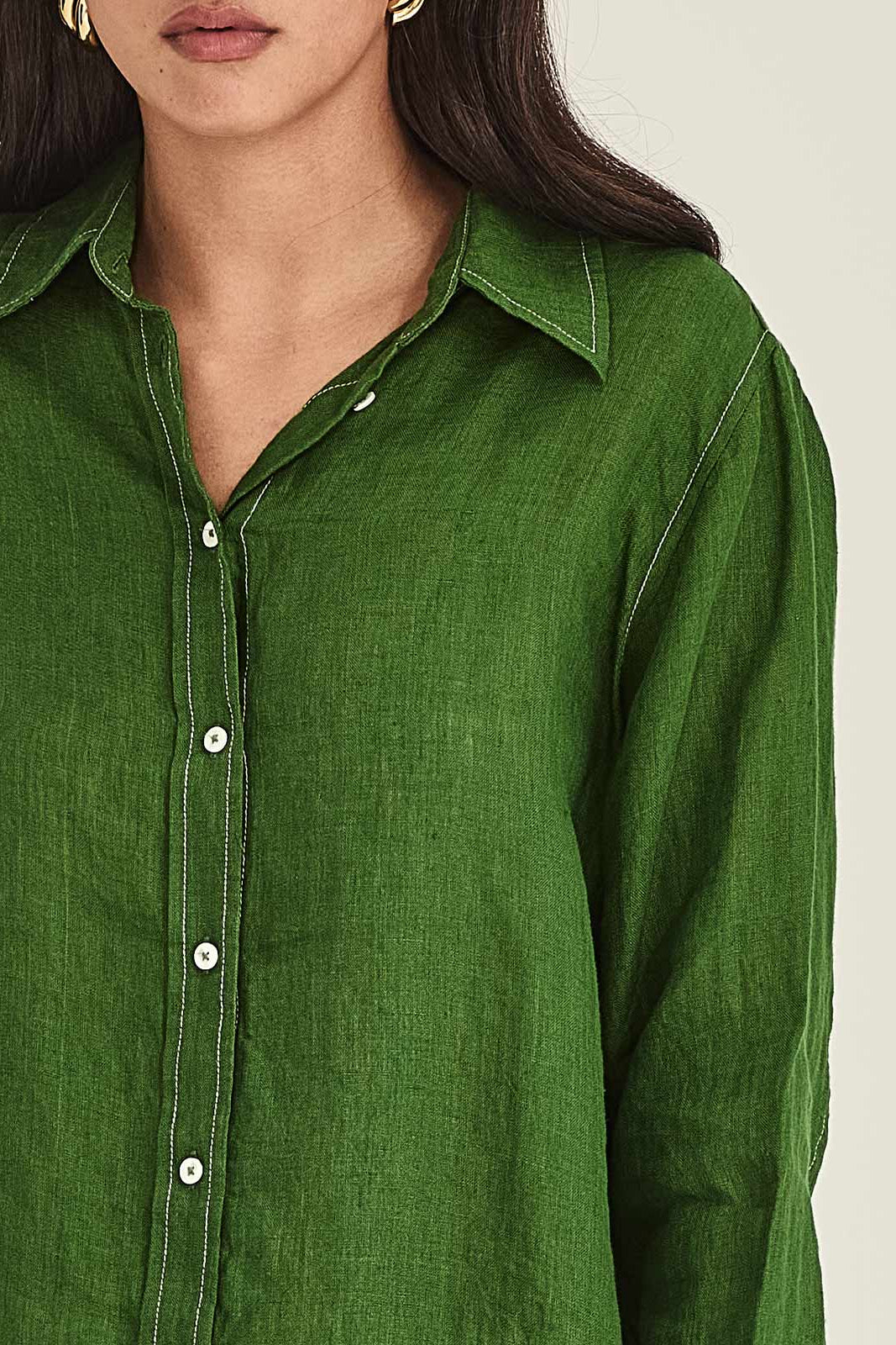 SILLS PRINCETON LINEN SHIRT classic button up linen shirt with white contrast stitching comes in navy, blue and green