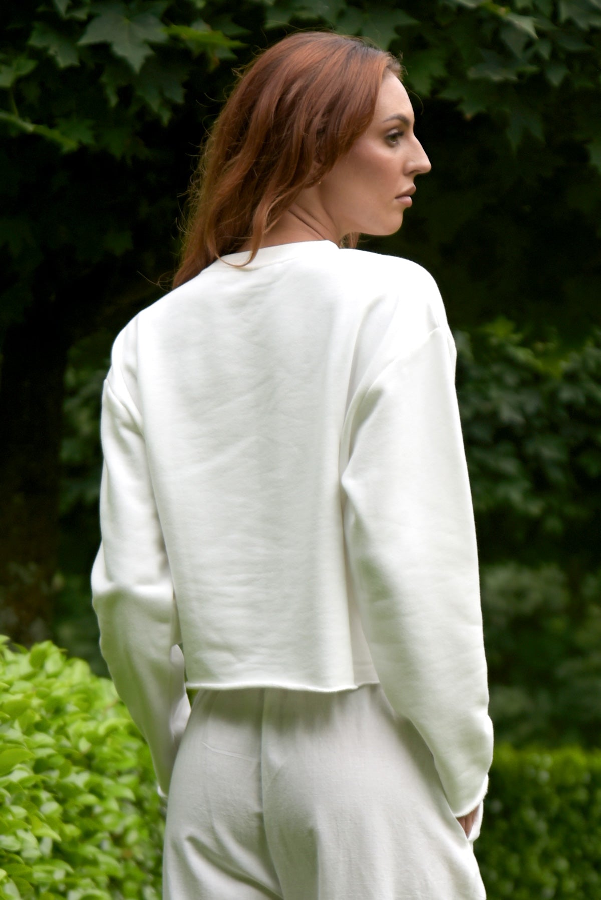 EMBOSS LADY SWEATSHIRT