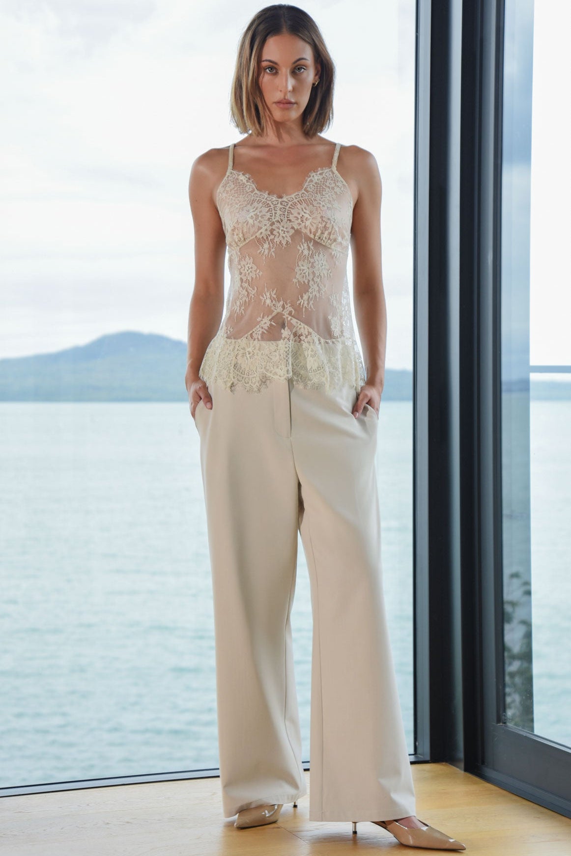 TRELISE COOPER SWEET WALKER TROUSER POLYESTER RAYON SPANDEX OYSTER NATURAL