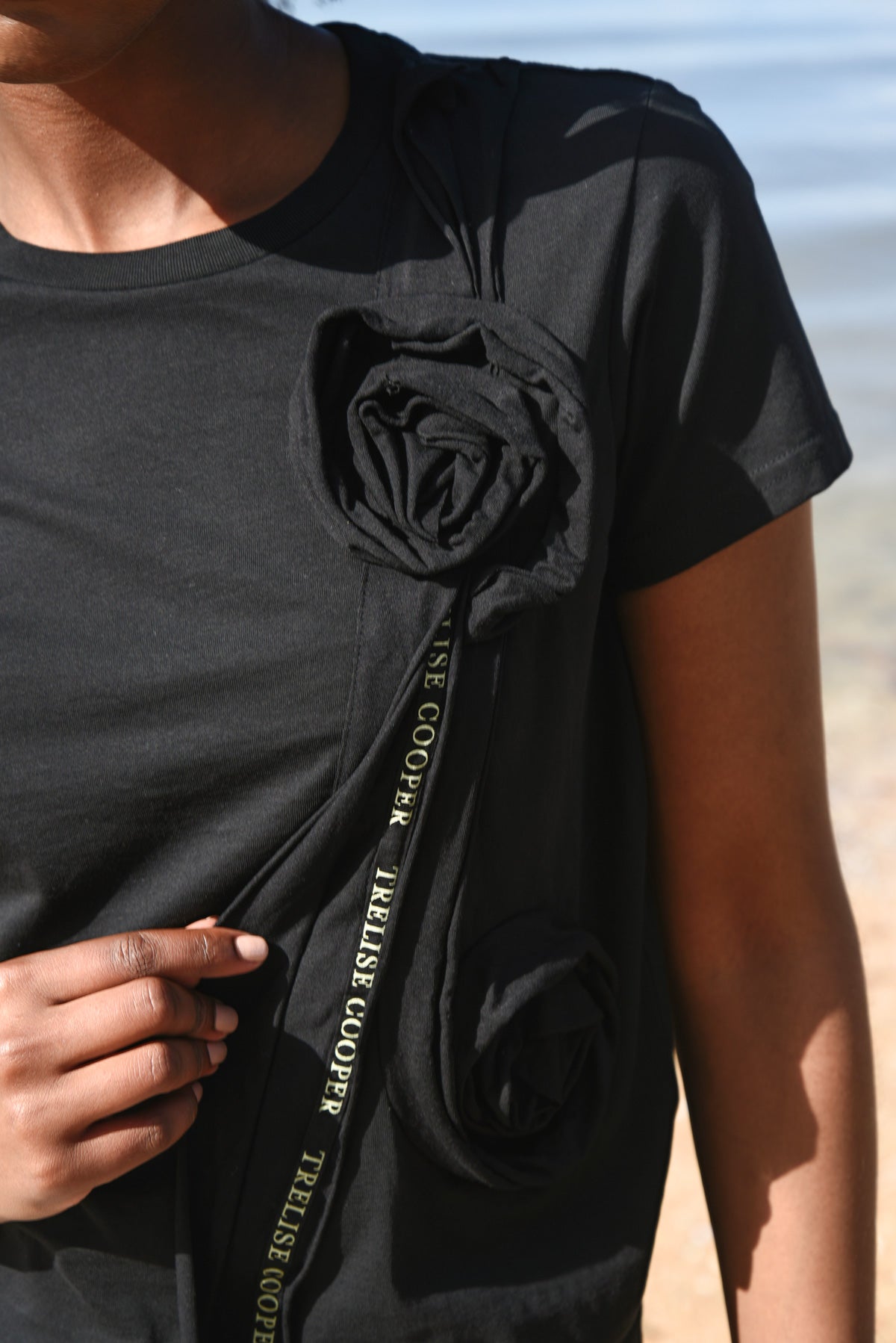 THE FLOWER OF LOVE TSHIRT