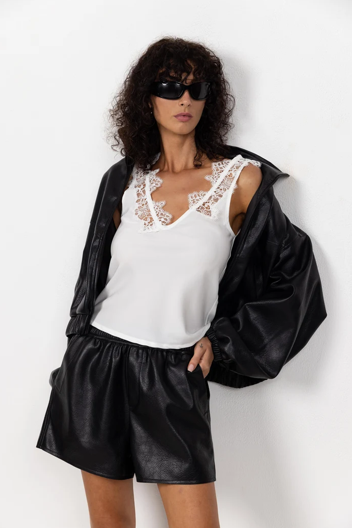BLAK VALERA TOP POLYESTER LACY CAMI WHITE IVORY