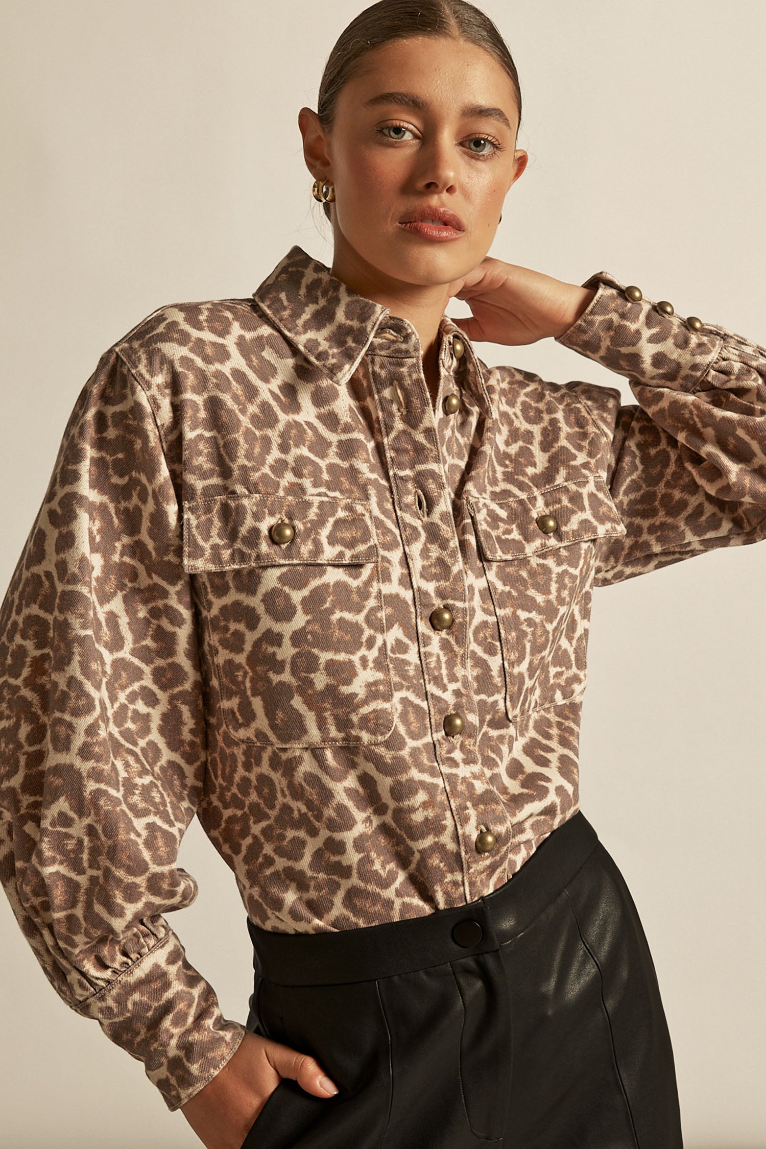 CREST TOP