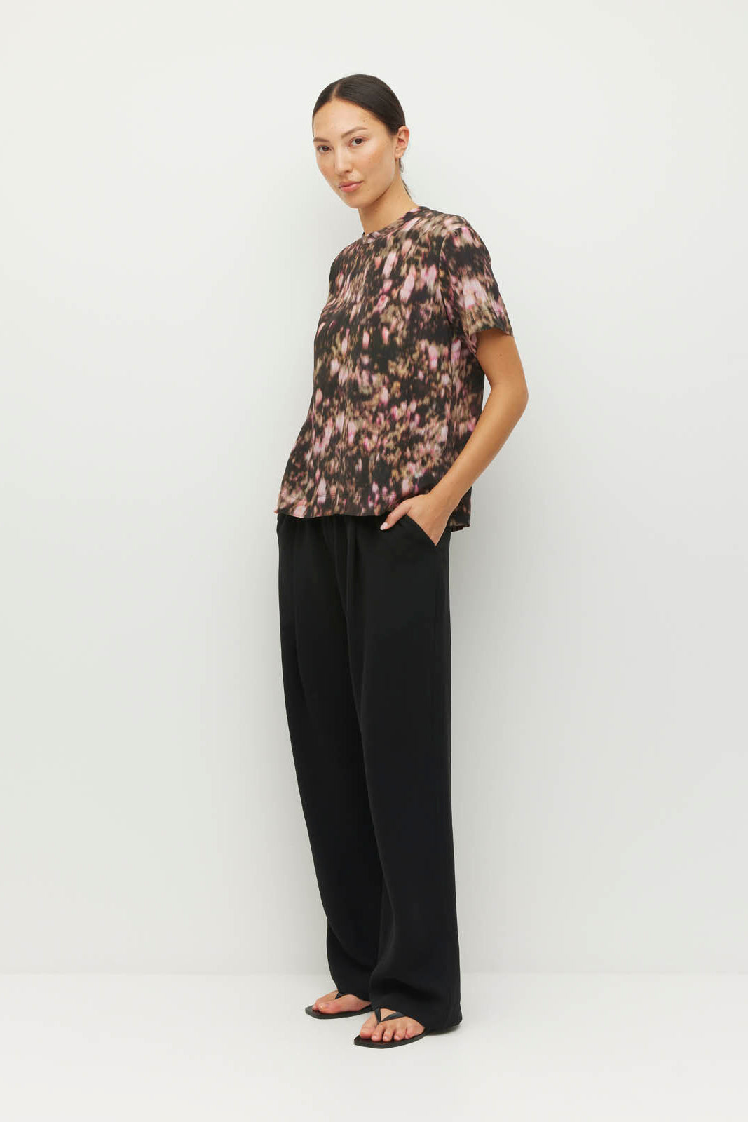 JULIETTE HOGAN FANCY T SILK FLROAL PINK TOP