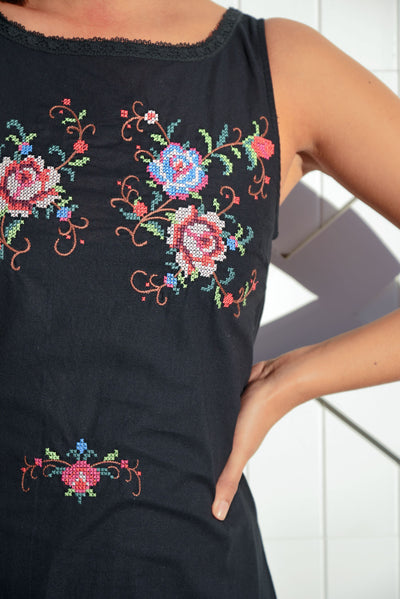 SEWING LOVELY DRESS